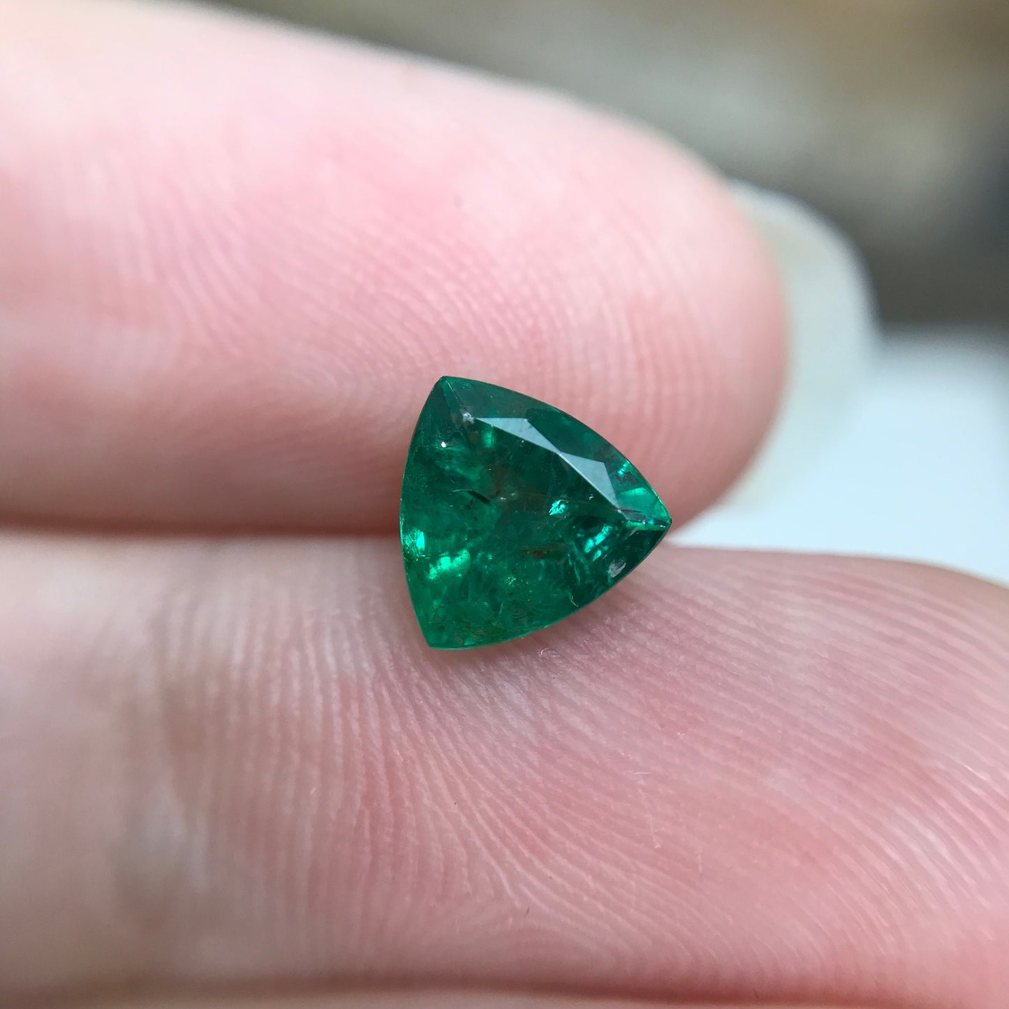 0.89 ct Natural Emerald About 6.4mm Trillion Cut Faceted Gem Precious Gemstone Deep Green Gem Real Natural Vivid Green Stone 6.5mm