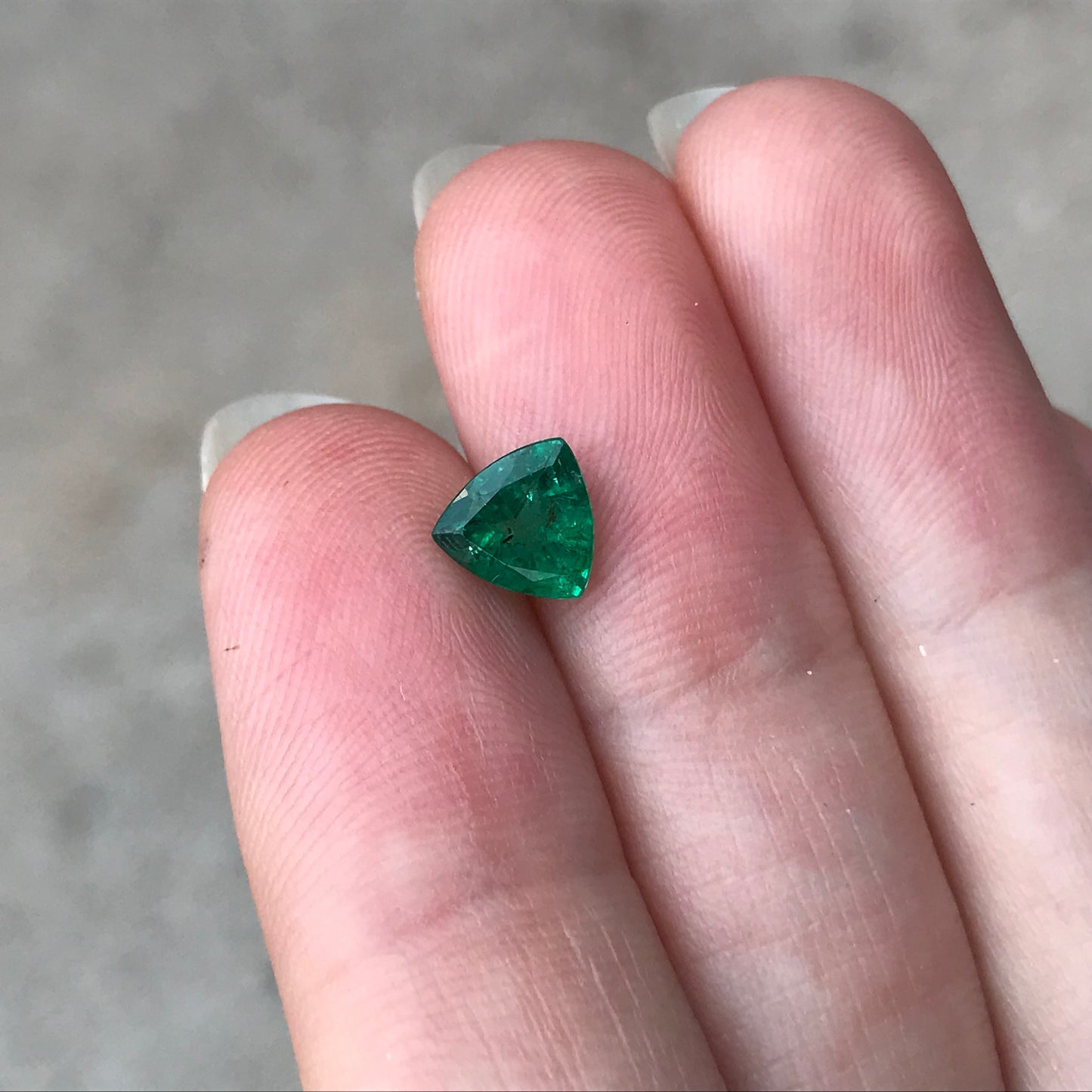 0.89 ct Natural Emerald About 6.4mm Trillion Cut Faceted Gem Precious Gemstone Deep Green Gem Real Natural Vivid Green Stone 6.5mm