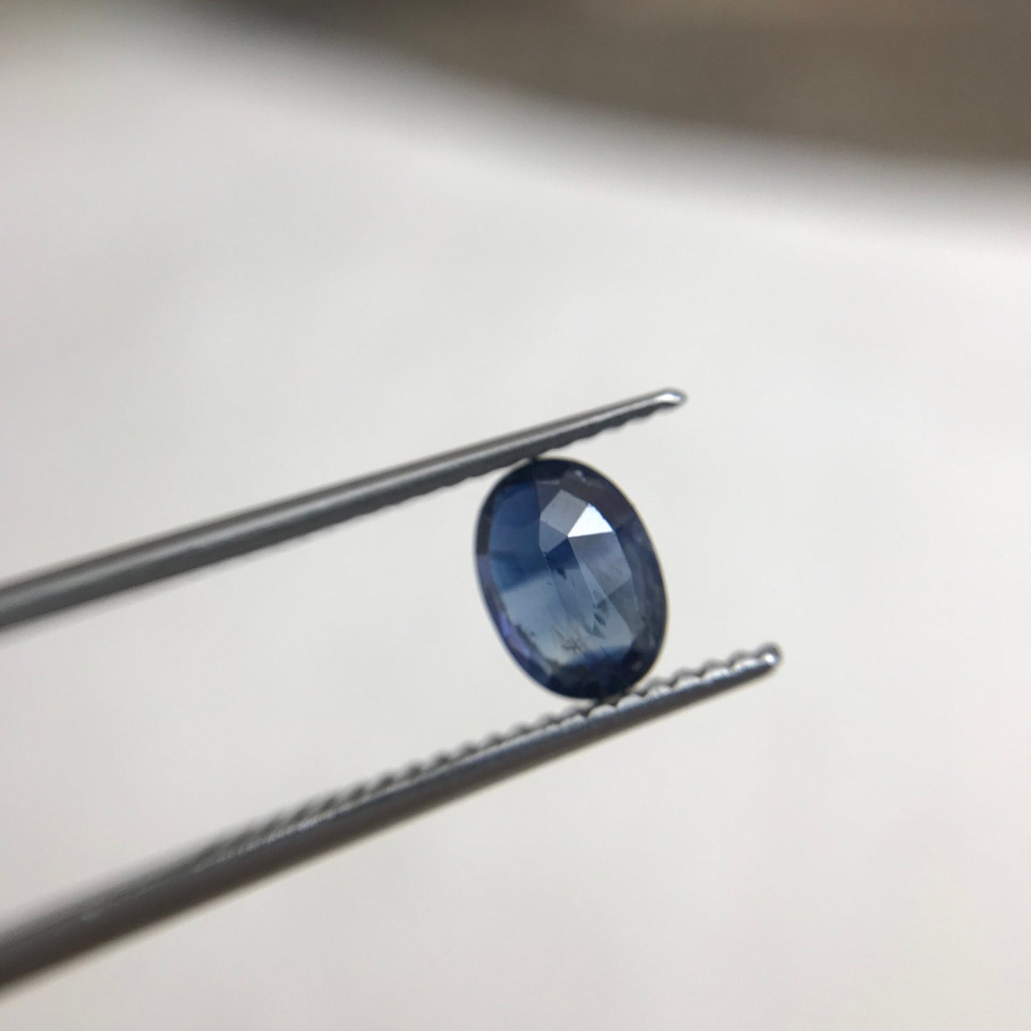 Natural Blue Sapphire 0.88 carat 6.7x4.8mm Oval Cut, Heat Treated, Unmounted Faceted Loose Gemstone for Jewelry Setting
