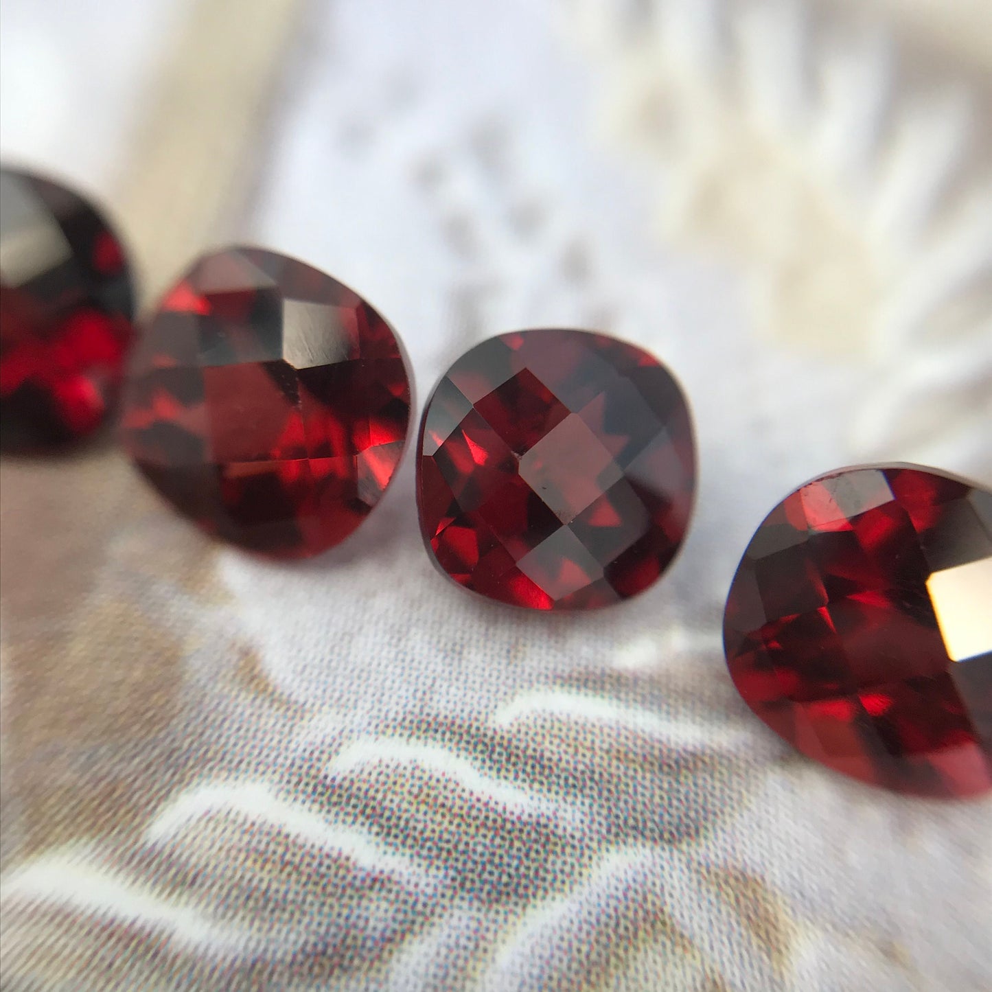 One Garnet 6mm Cushion Cut Checkerboard Cut Faceted Loose Stones Unmounted Gemstone Red Flowing Gems Approx 1 ct Garnet