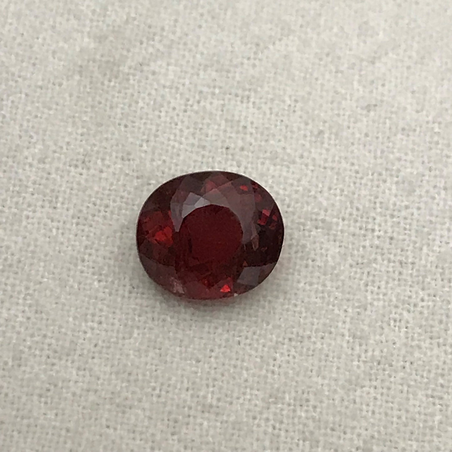 Rhodolite Pyrope Garnet 2.73 Carat 8.5x7.4mm Portuguese Oval Gemstone, Red to Purplish Red, Faceted Loose Unmounted Gem