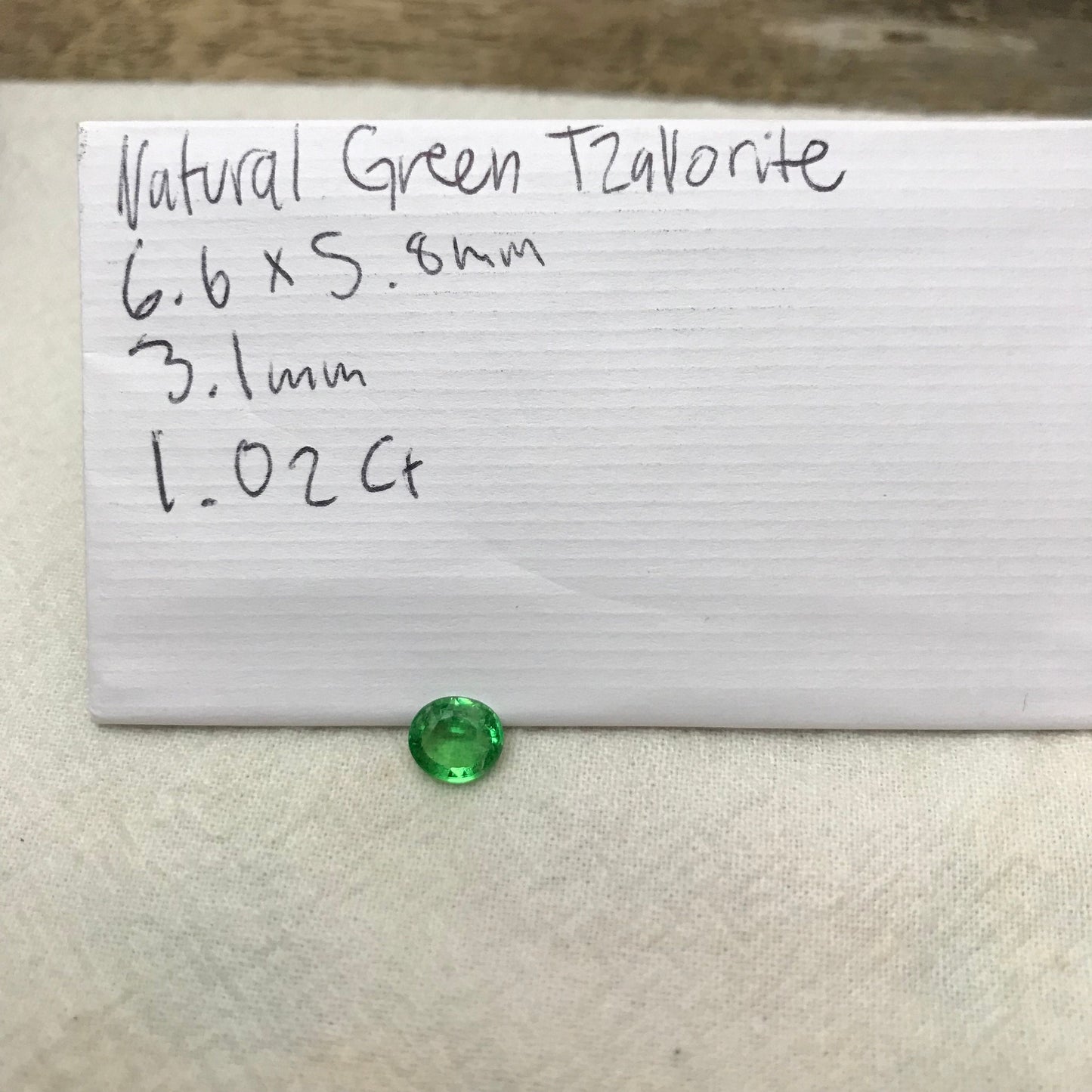 Natural Green Tsavorite Garnet 1 carats 6.6x5.8mm Faceted Oval Genuine Gemstone Unmounted Loose Gem Earth Mined Green Garnet