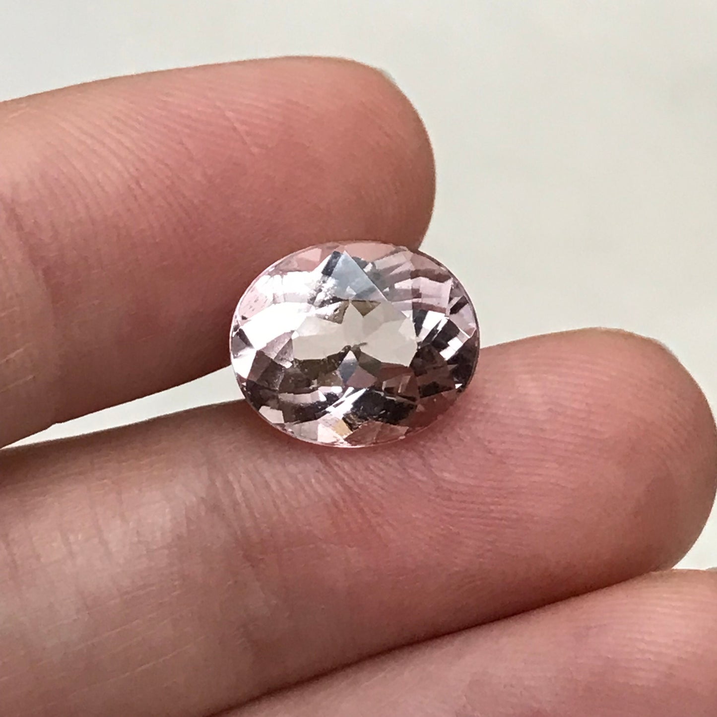 12x10mm Peachy Pink Morganite 4.40 Carat Oval Cut Faceted Loose Gemstone Unmounted Gem, For Engagement Ring, Loose Oval Natural Morganite