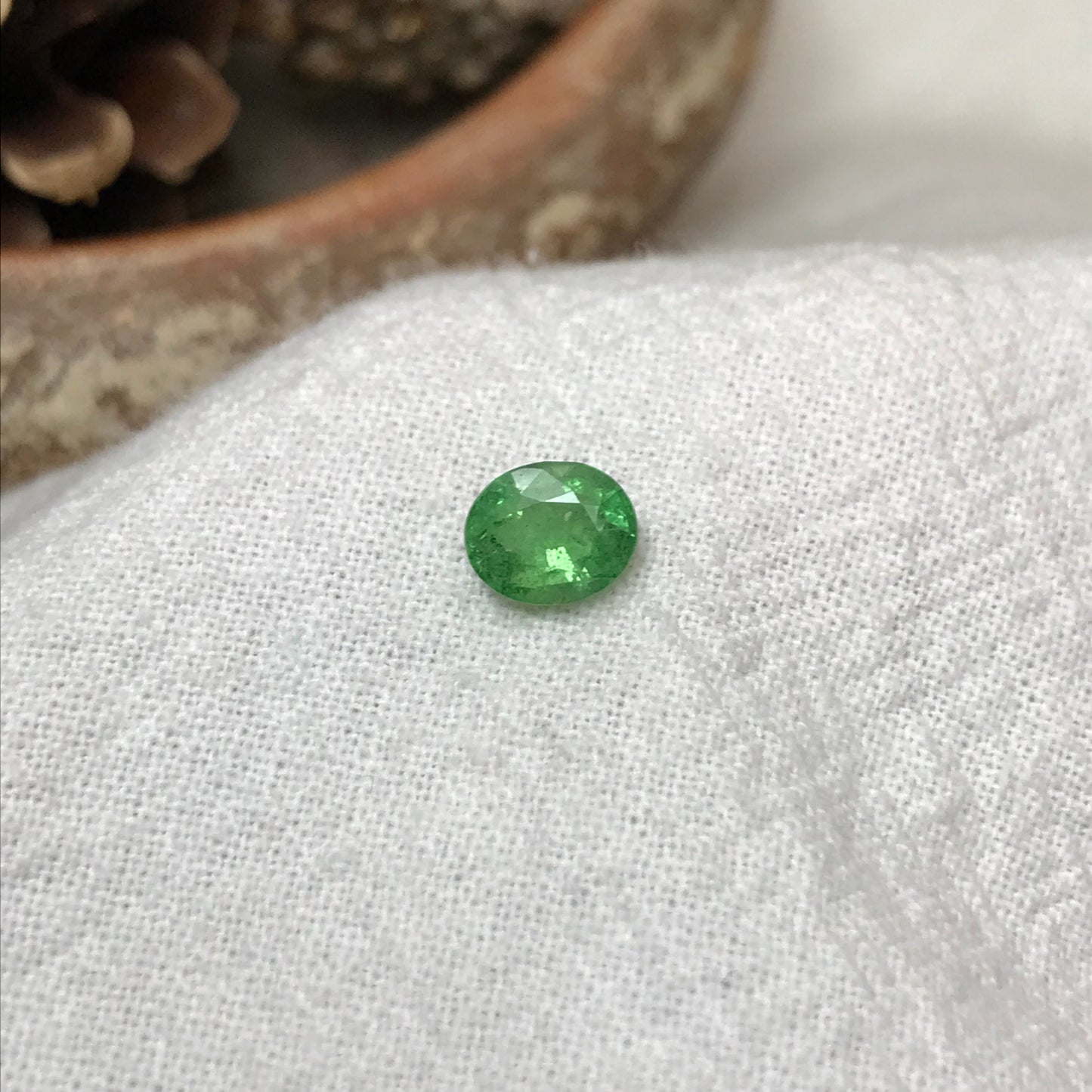 1 carat Natural Green Tsavorite Garnet 6.3x5.2mm Faceted Oval Genuine Gemstone Unmounted Loose Gem Earth Mined Green Garnet, 6x5mm