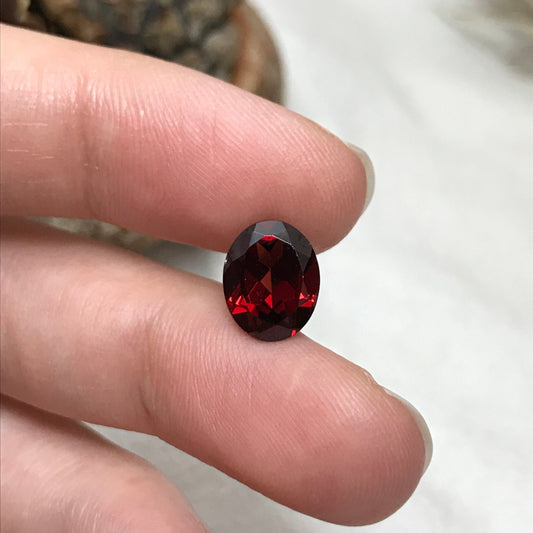 10x8mm Natural Red Garnet, 3 carat, Oval Cut, Burgundy Faceted Loose Gemstone, Reclaimed Recycled Gemstone