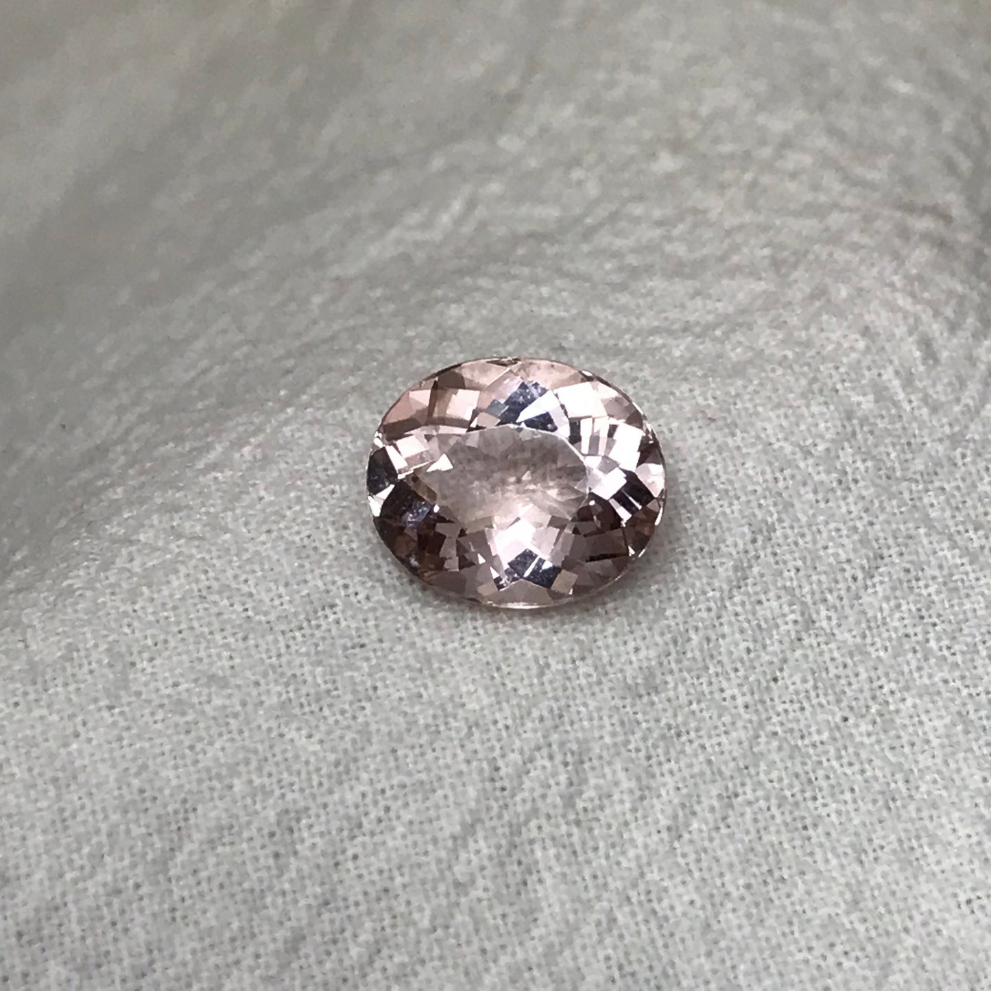 12x10mm Peachy Pink Morganite 4.40 Carat Oval Cut Faceted Loose Gemstone Unmounted Gem, For Engagement Ring, Loose Oval Natural Morganite