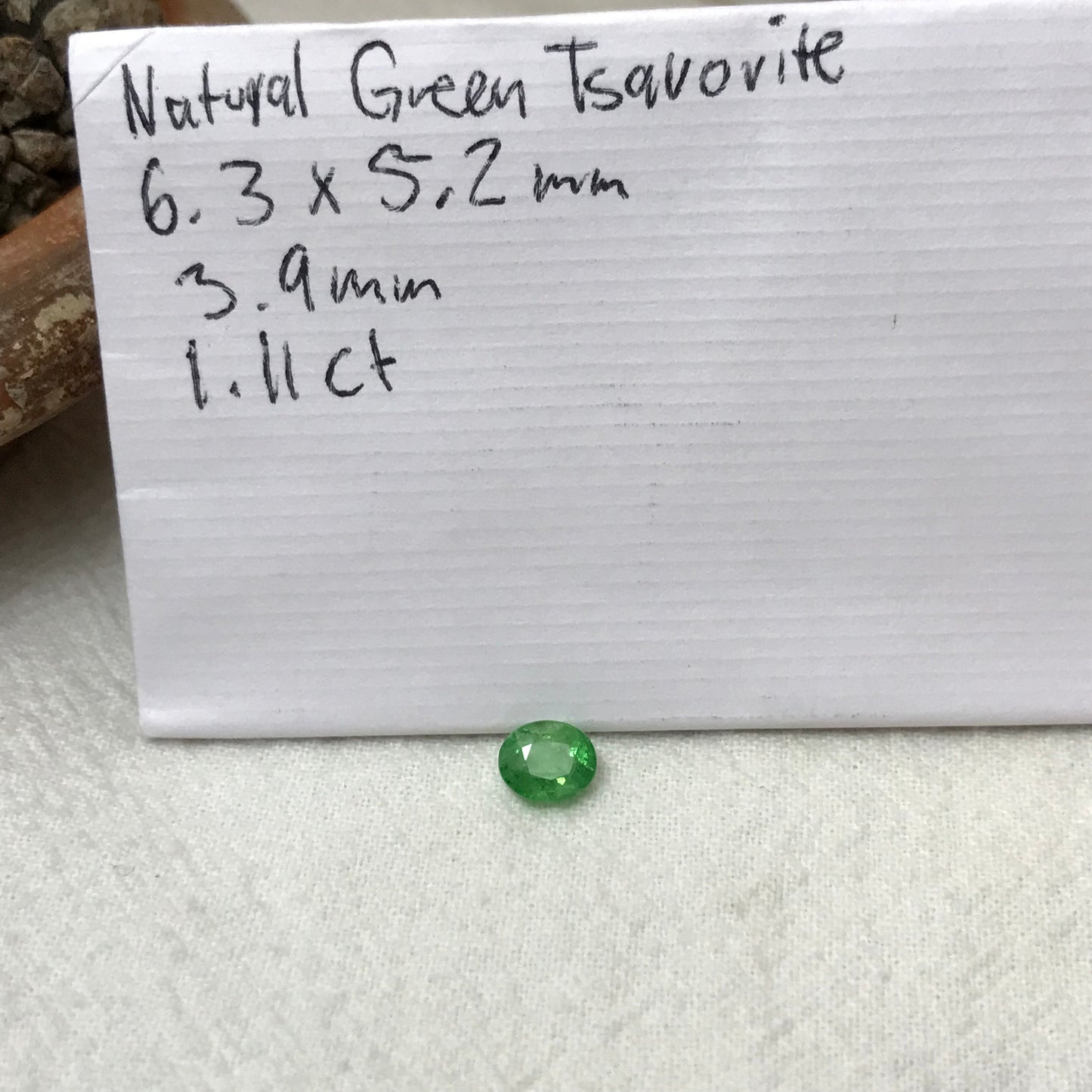 1 carat Natural Green Tsavorite Garnet 6.3x5.2mm Faceted Oval Genuine Gemstone Unmounted Loose Gem Earth Mined Green Garnet, 6x5mm