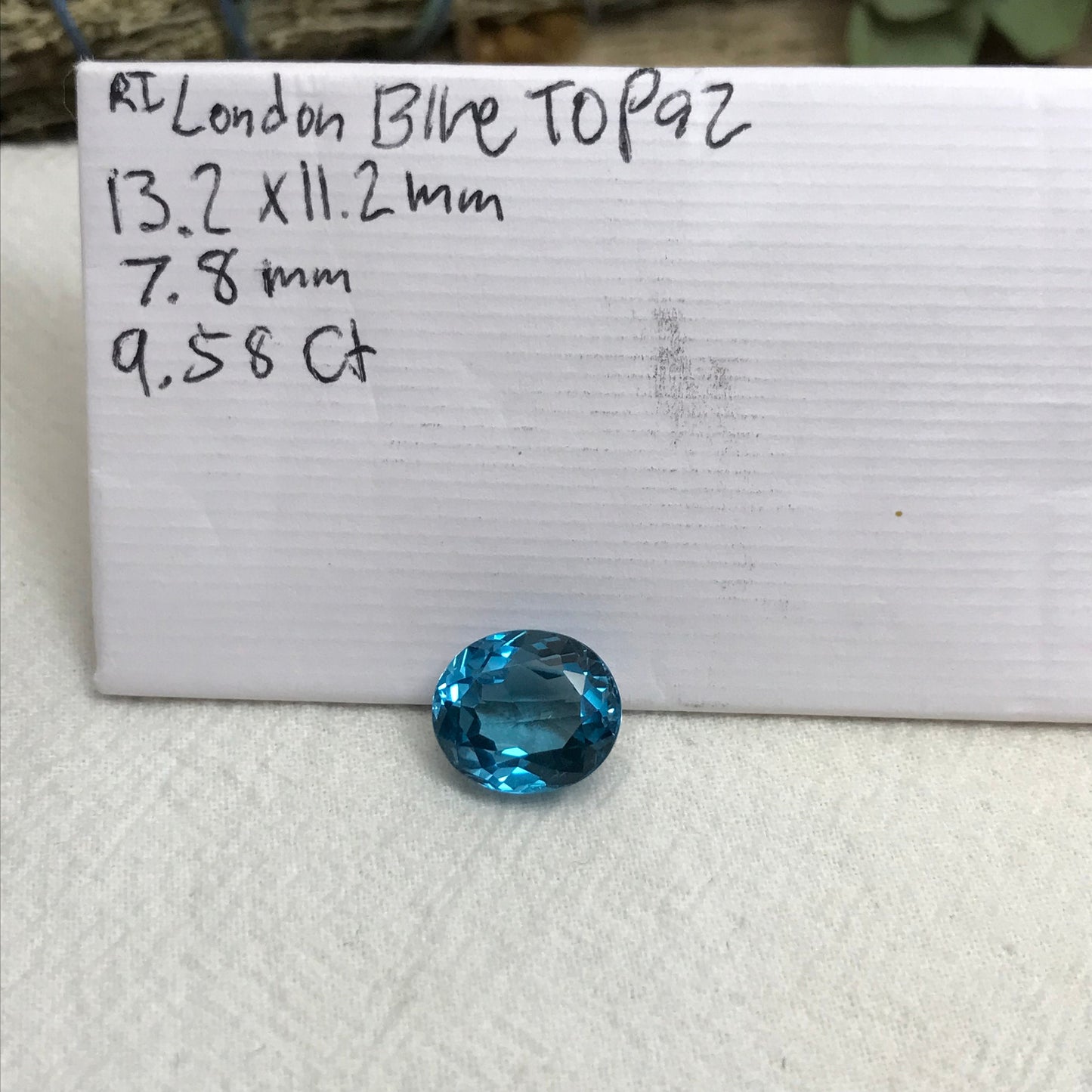 13x11mm Blue Topaz 9.58 carat, Oval Cut Loose Gem, Faceted Baby London Blue, Unmounted December Birthstone, US Seller