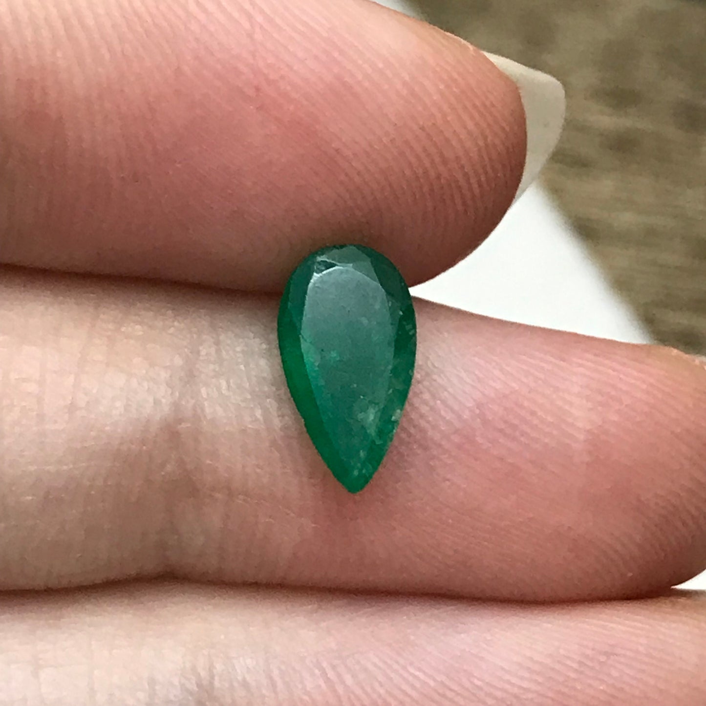 1.53 carat Natural Emerald 9.8x5.4mmPear cut, Faceted Loose Green Emerald, 10x5.5mm