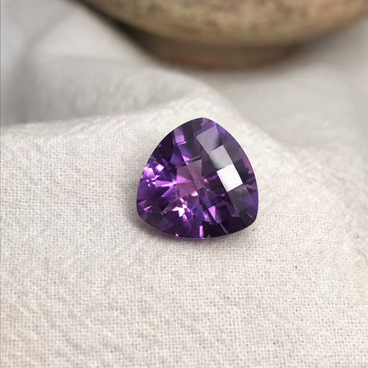 14mm Purple Amethyst, Checkerboard Trillion Cut 9.40 carat Loose Gem Wholesale Gemstone Faceted Unmounted February Birthstone, USA Seller