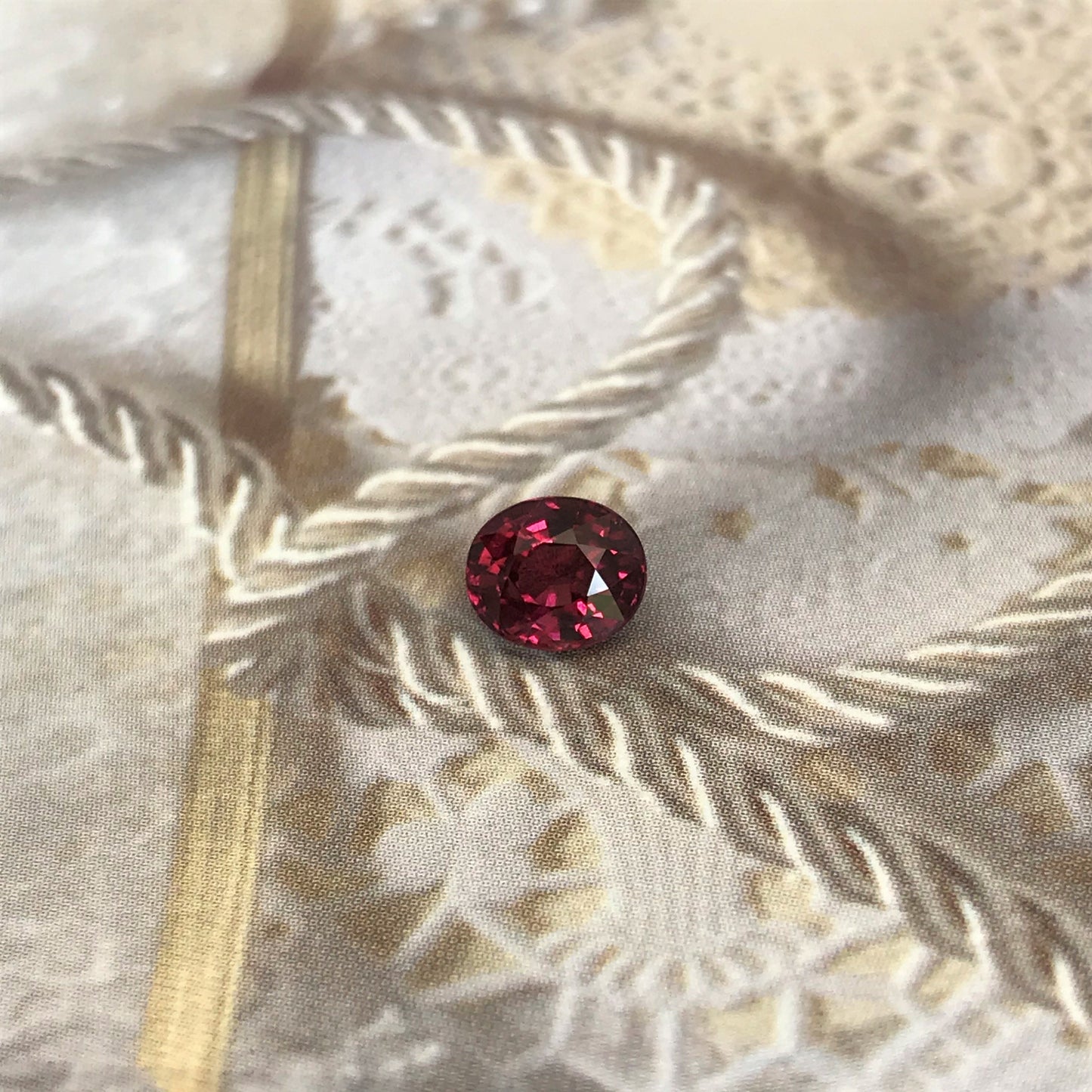 Natural Rhodolite Garnet, 1.23 carat, 6.5 x 5.5 mm Purplish Pink Garnet, Faceted Oval Cut Raspberry Garnet Gem, Pink Garnet