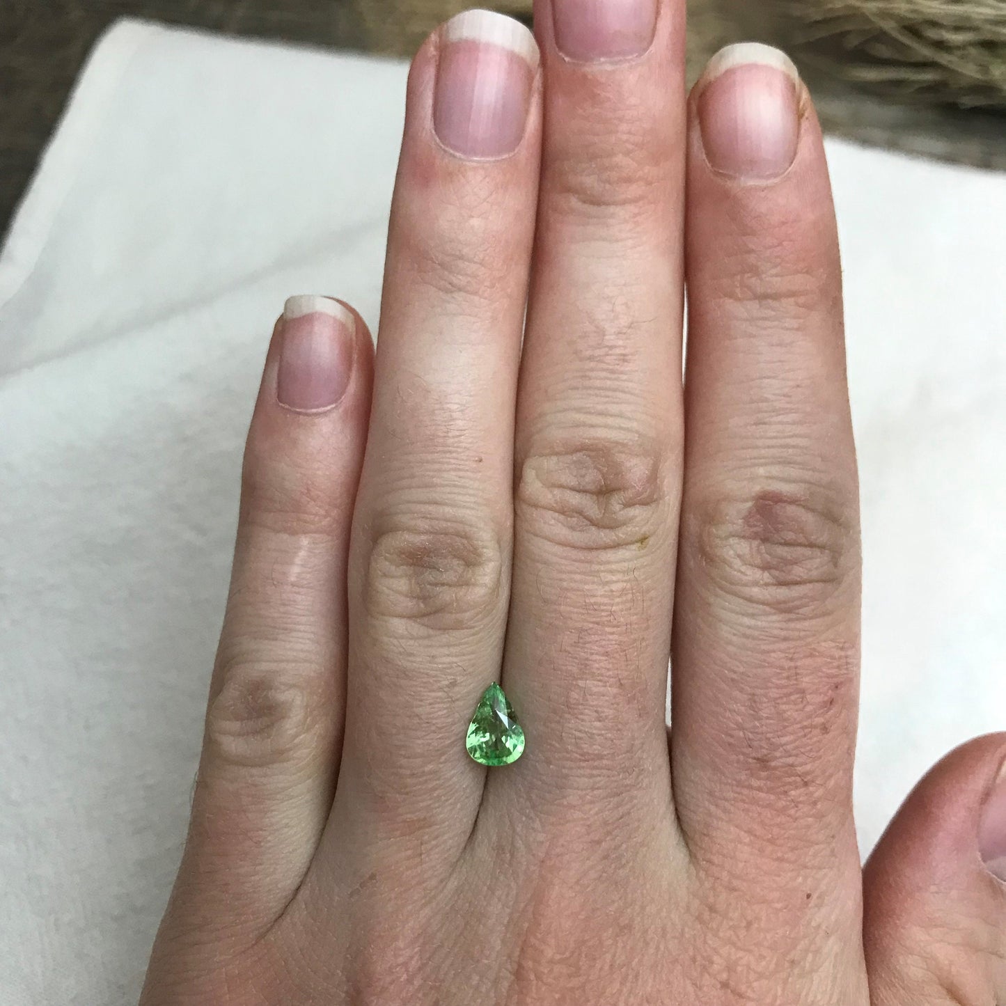 1 Ct Natural Mint Green Tsavorite Garnet 7.8x5.6mm Pear Cut, Wholesale Faceted Loose Gemstone for Jewelry, Emerald look a like.