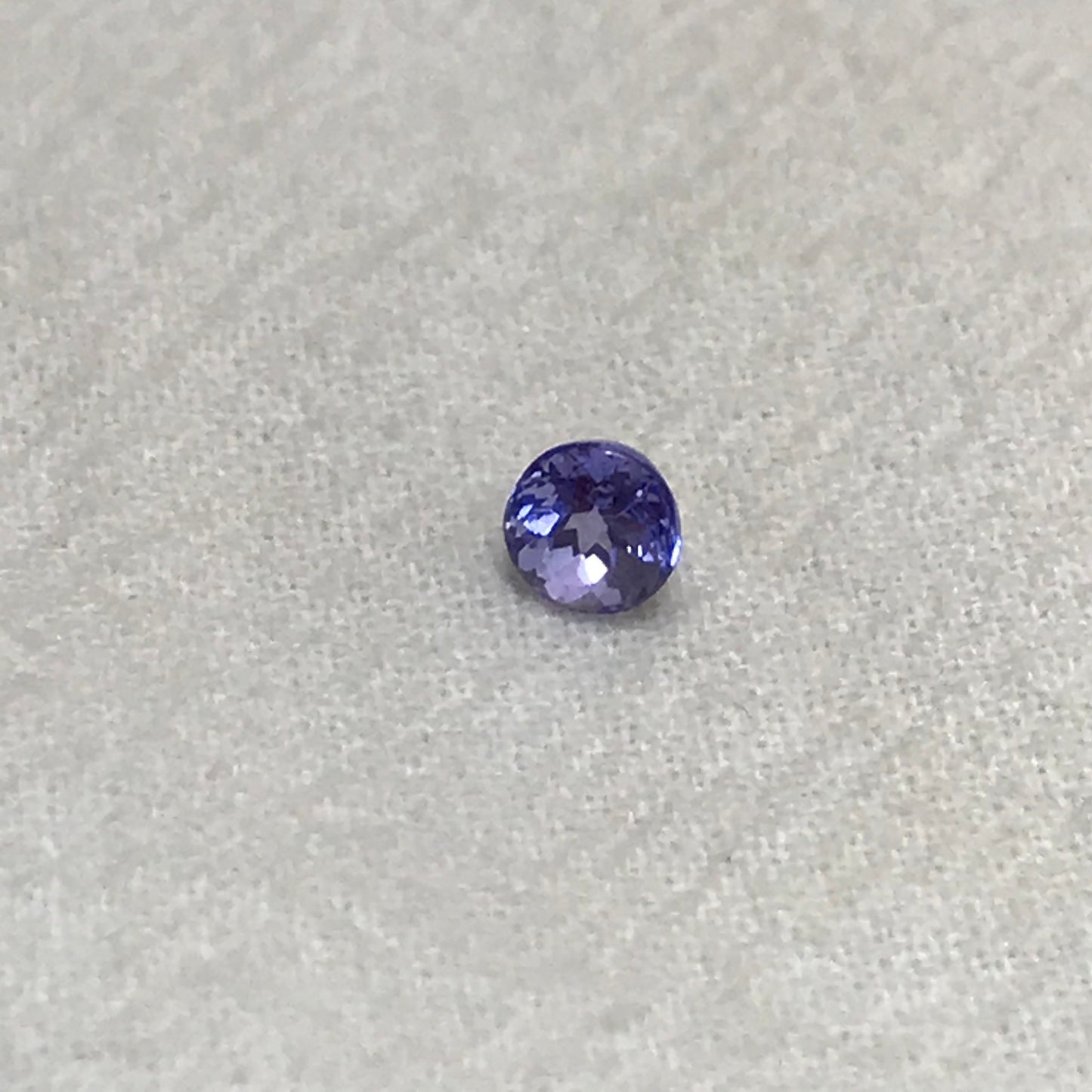 Natural Violet Blue Tanzanite 0.53 Carat 4.5mm Round Cut, Faceted Loose Unmounted Gemstone