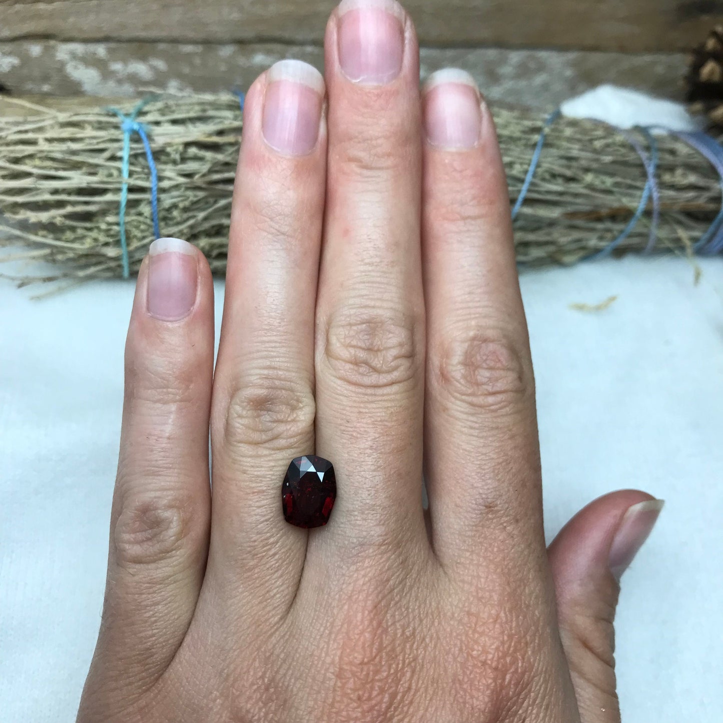 Natural Deep Red Garnet, 3.52 carat, 10.4x8mm Oval Cut, Included Faceted Loose Gemstone, 10.5x8mm