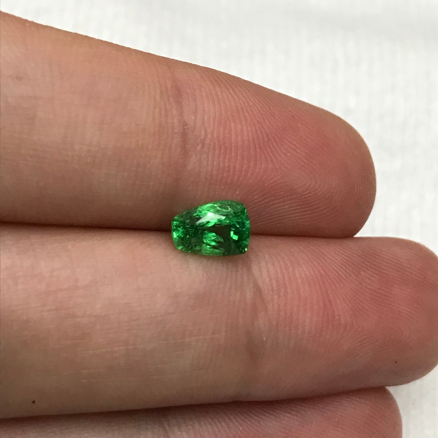 Natural Green Tsavorite Garnet 1 carat, 6.7x4.7mm Faceted Keystone Cushion Gemstone, Cushioned Trapezoid  Loose, Green Garnet