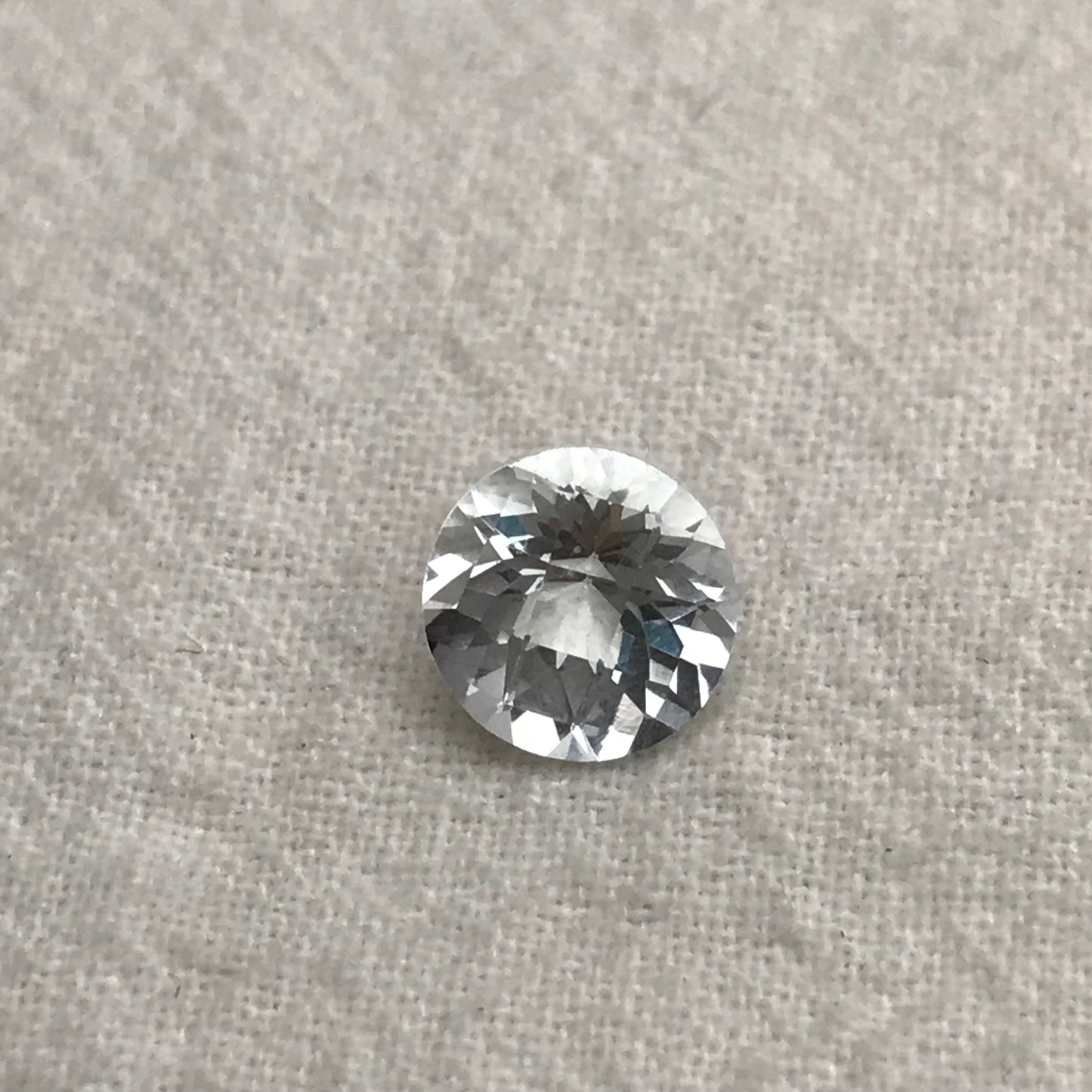 1.67 Carat Natural Faint Blue Aquamarine 7.8mm Round Cut, Faceted Loose Gemstone