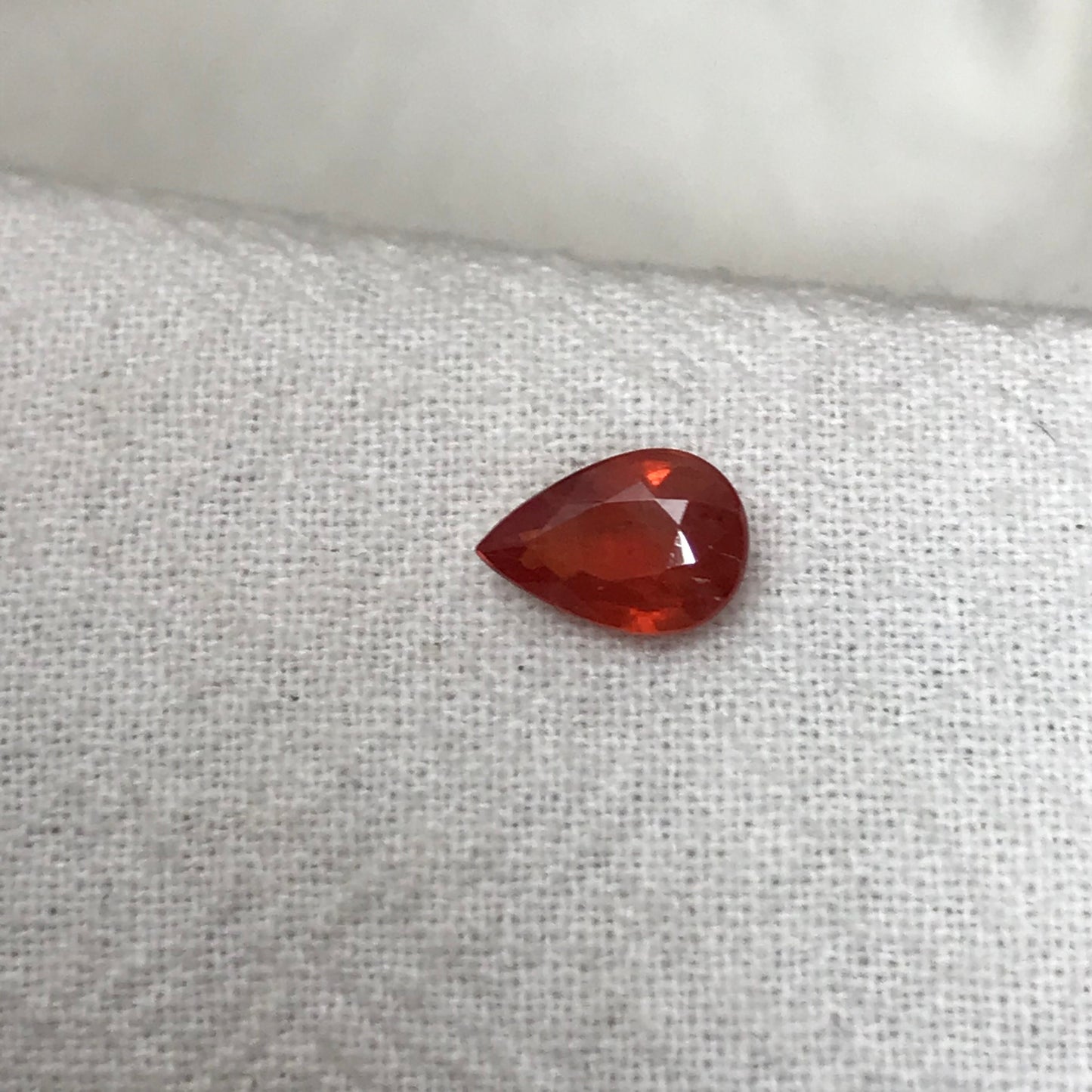 1 ct Natural Orange Sapphire 7.8x5.3mm Pear Cut Faceted Gem Loose Silky Sapphire, Orange Gemstone Earth Mined Beryllium Treated - BE TREATED