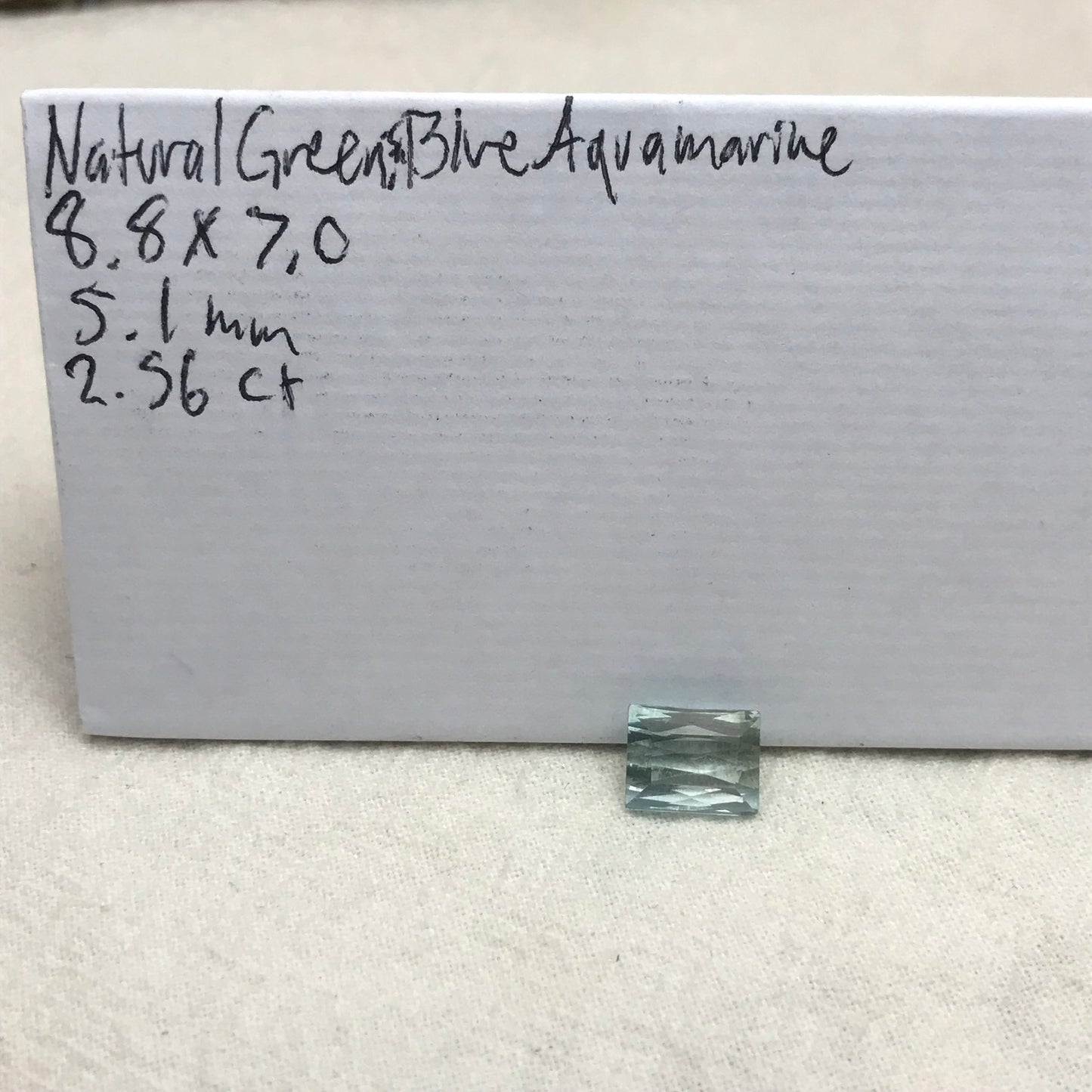 9x7mm Aquamarine 2.56 carat, Rectangle Baguette Cut Natural Aquamarine, Faceted Loose Gem, FlowingGems