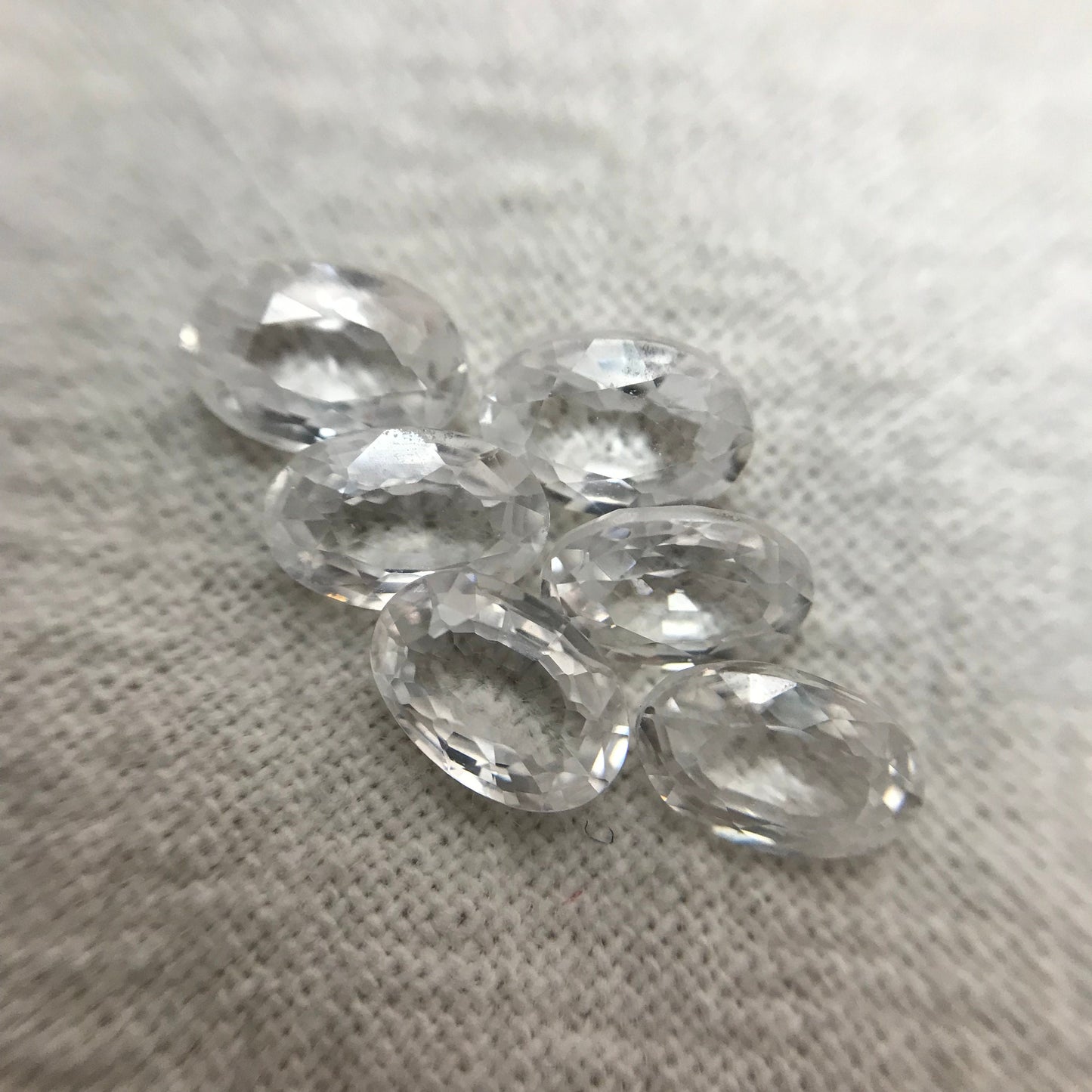 One-6x4mm Clear Zircon Oval Cut 0.69 to 0.84 carat Faceted Loose Gemstone,6.1x4.0mm to 6.3x4.3mm White Zircon, Diamond Substitute