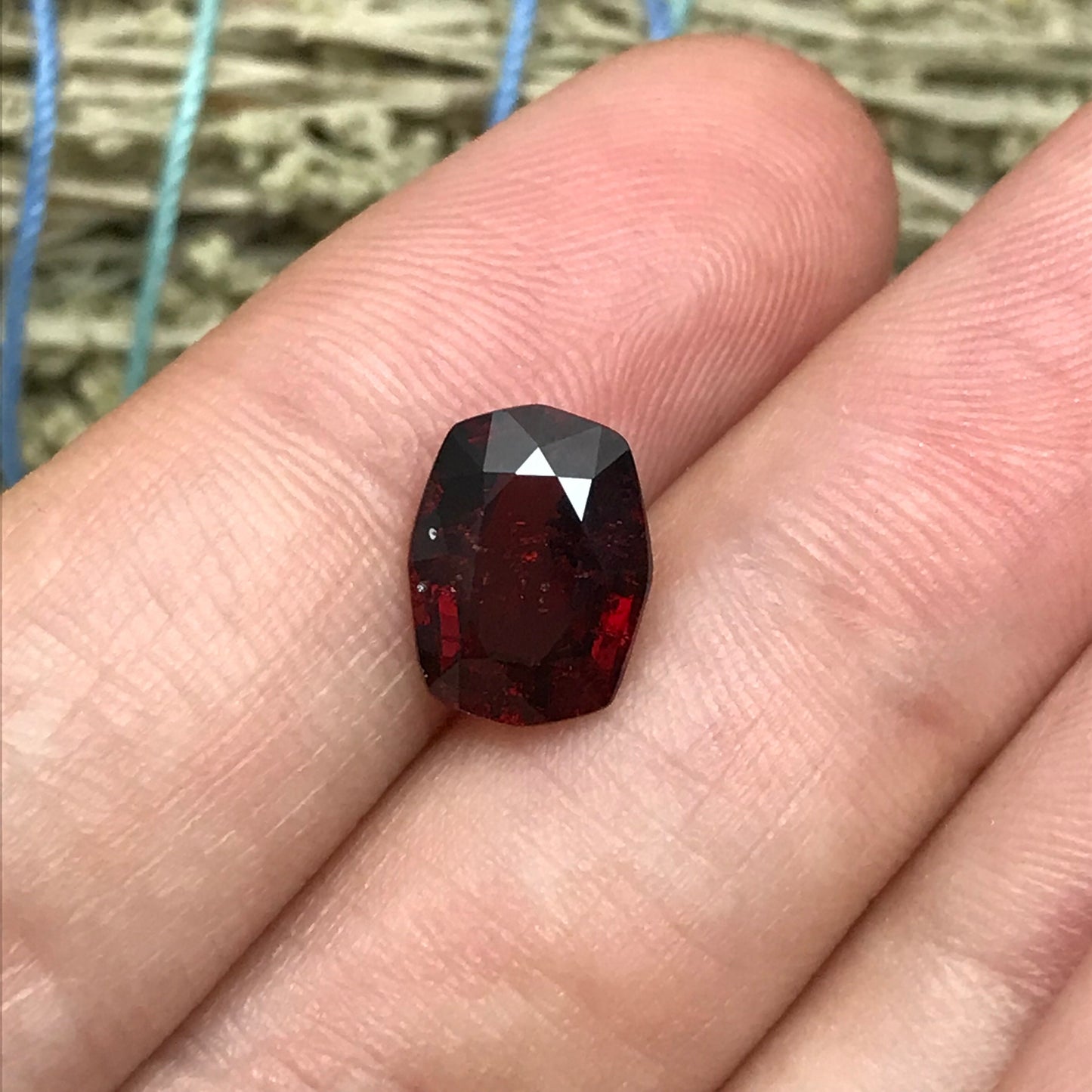 Natural Deep Red Garnet, 3.52 carat, 10.4x8mm Oval Cut, Included Faceted Loose Gemstone, 10.5x8mm