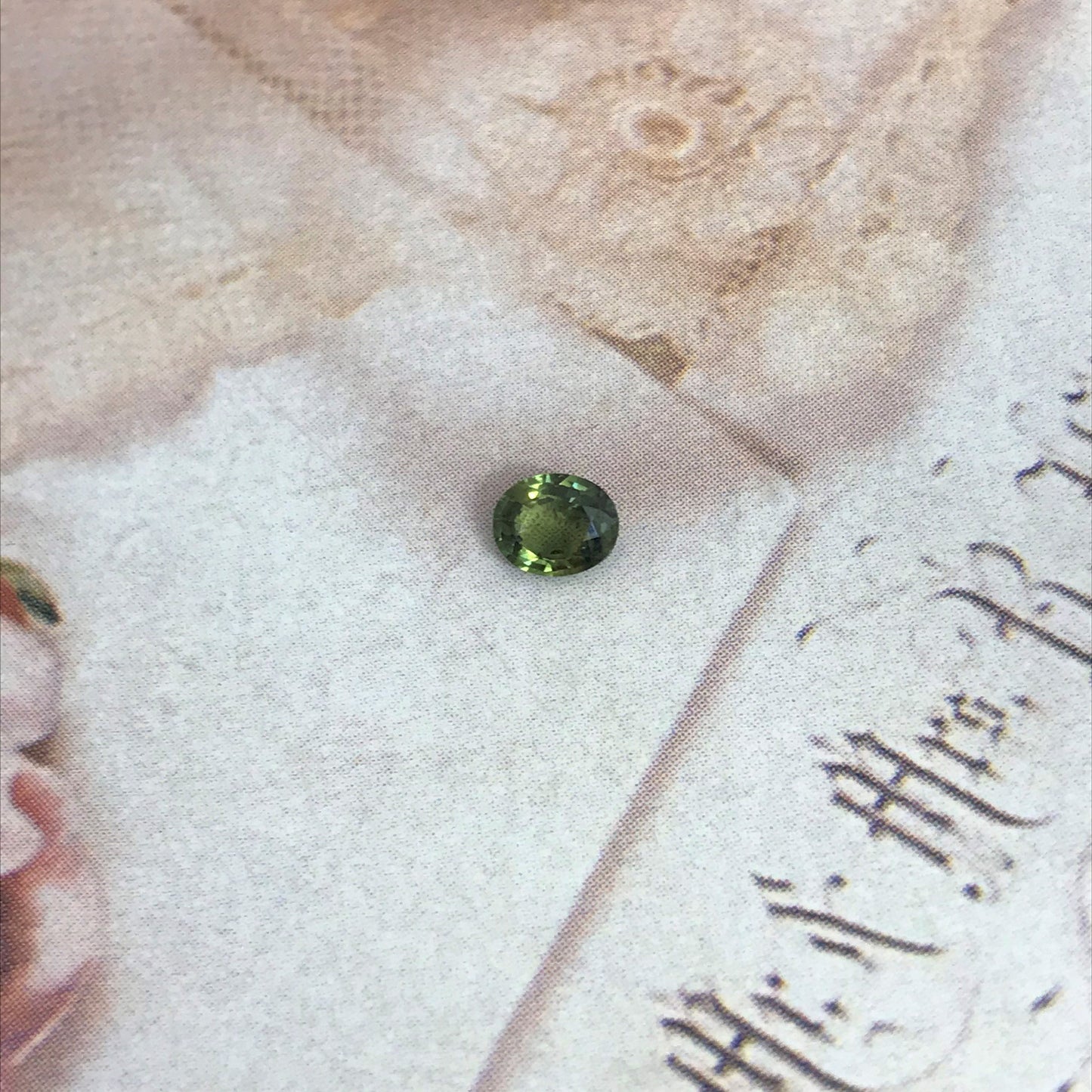 Natural Green Sapphire 5x4mm Oval Cut 0.41 carat Corundum Faceted Loose Unmounted Gemstone Earth Mined Genuine Stone Yellowish Green