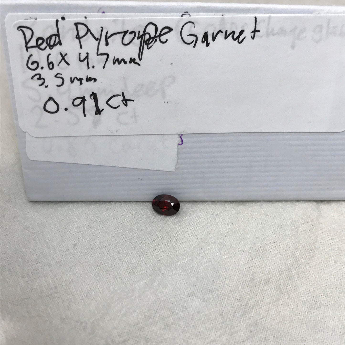 Natural Pyrope Garnet,0.91 Carat, 6.6x4.7mm Oval cut Deep Red Garnet, Faceted Oval Cut Red Garnet, Near 6.5x4.5mm