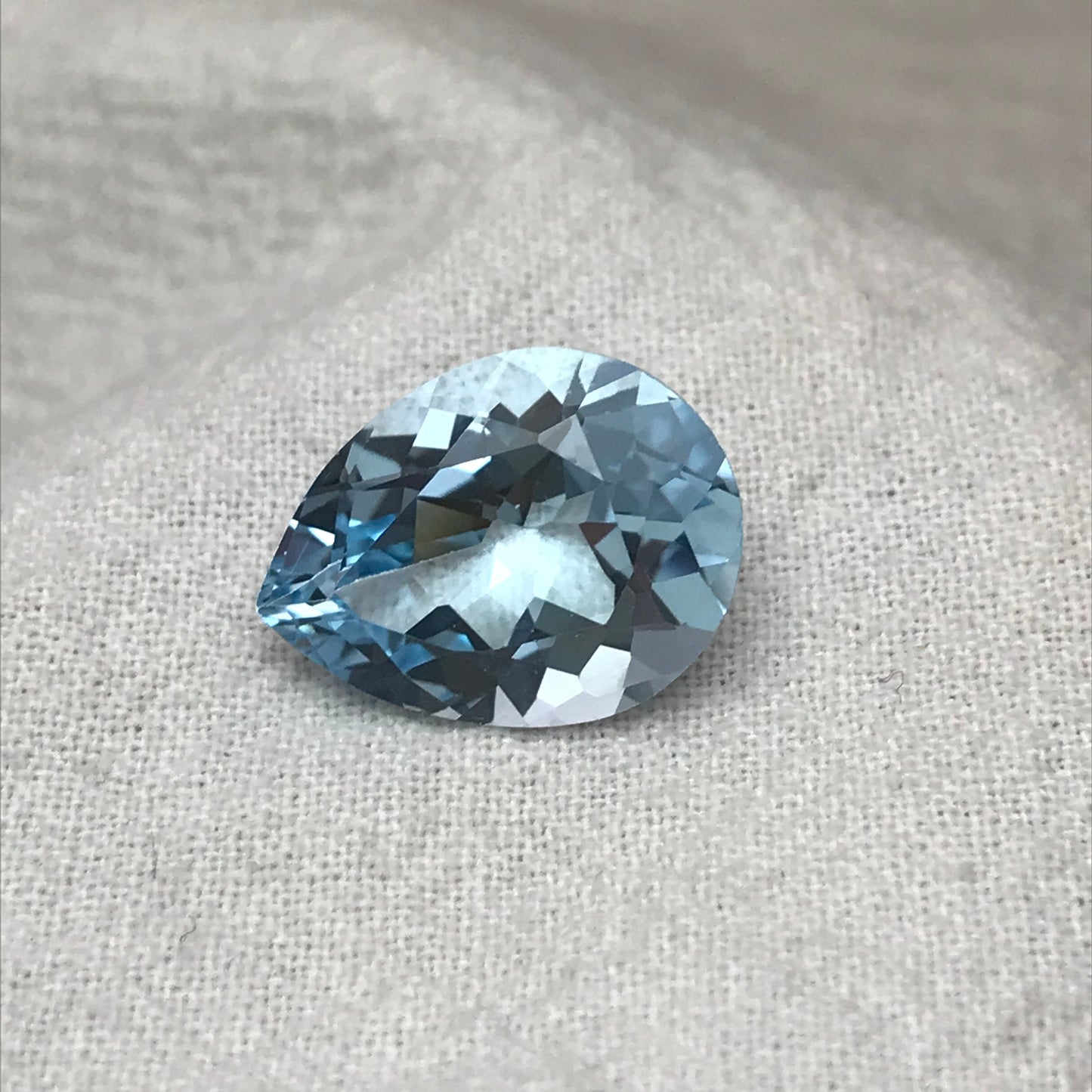 16x12mm Light Blue Topaz Pear Cut, 9 carat Loose Faceted Gem, Real Topaz , US Seller, Gems for jewelry