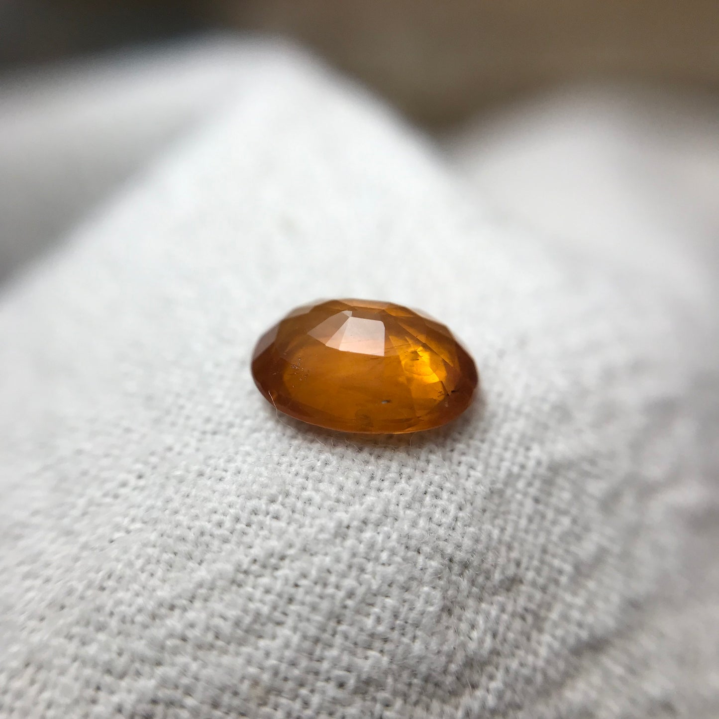 1.31 ct Natural Orange Sapphire 7.8x5.7mm Oval Cut Beryllium Treated Sapphire, Faceted Loose Gem,