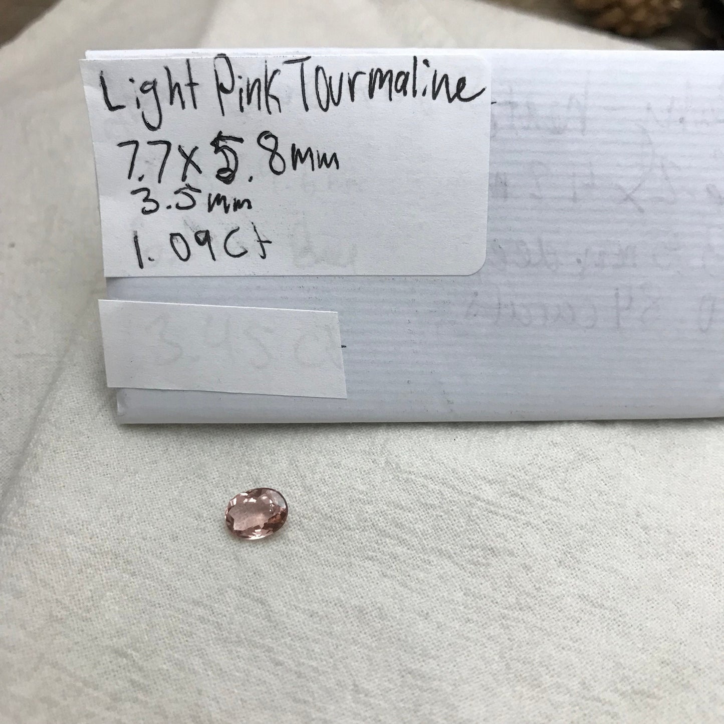 1.09 ct Natural Pink Tourmaline 7.7x5.8mm Oval cut, Faceted Loose Gemstone, Light Pink
