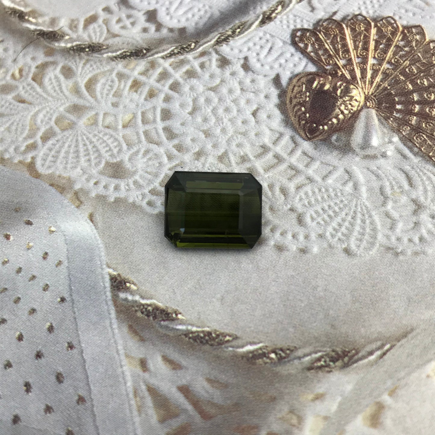 Natural Green Tourmaline 4.74 carat, 11.5x9mm Octagon Cut Faceted Loose Unmounted Gem Gemstone Earth Mined Genuine