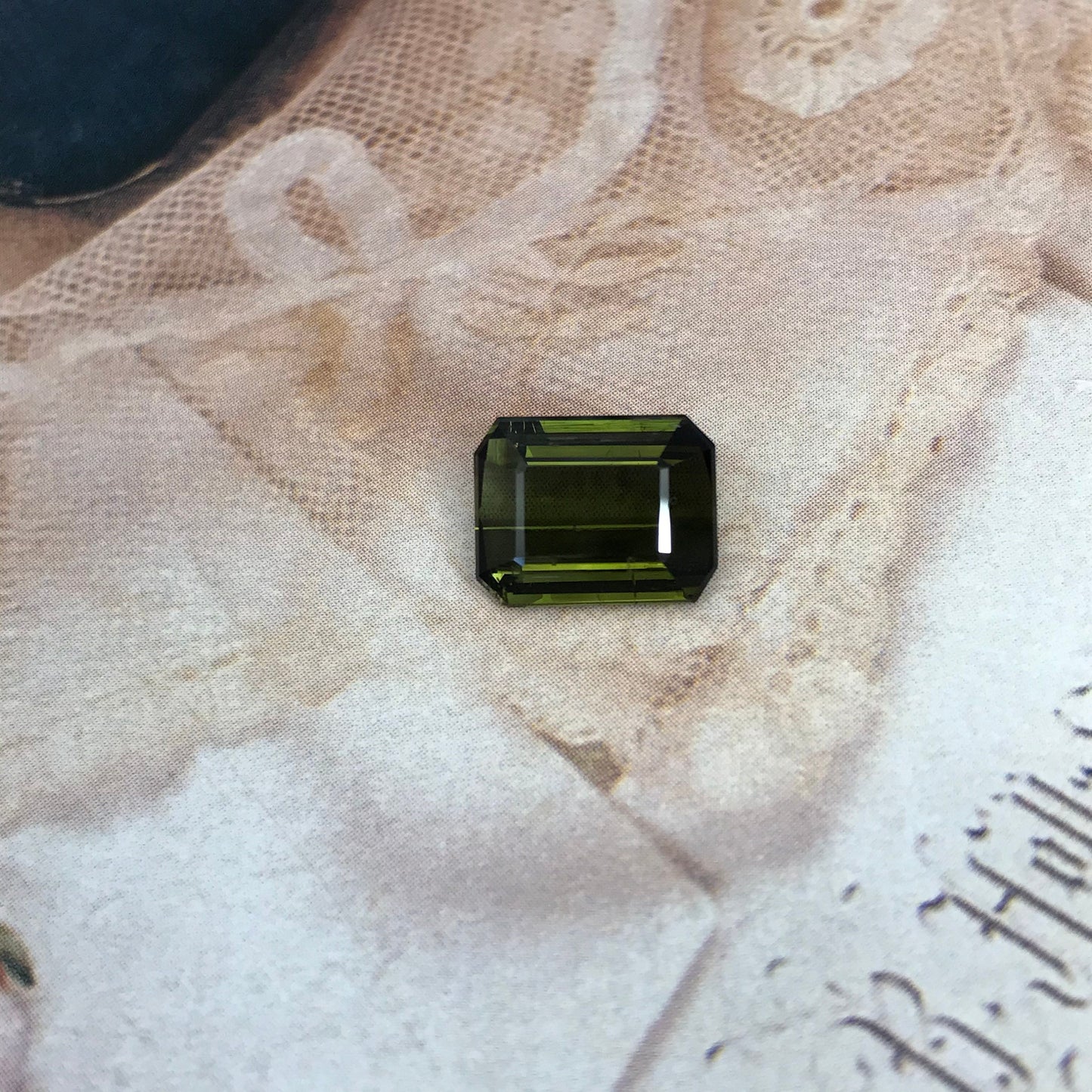 Natural Green Tourmaline 4.74 carat, 11.5x9mm Octagon Cut Faceted Loose Unmounted Gem Gemstone Earth Mined Genuine