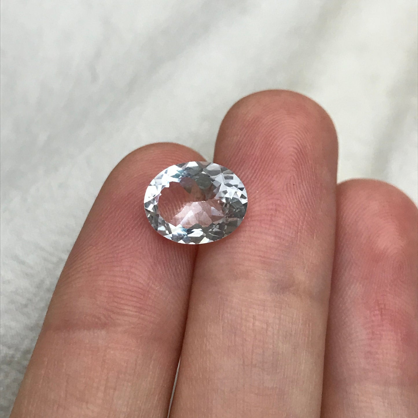 11x9mm Natural Aquamarine 2.54 carat, Oval Cut, Faceted Loose Gemstone, Light Color