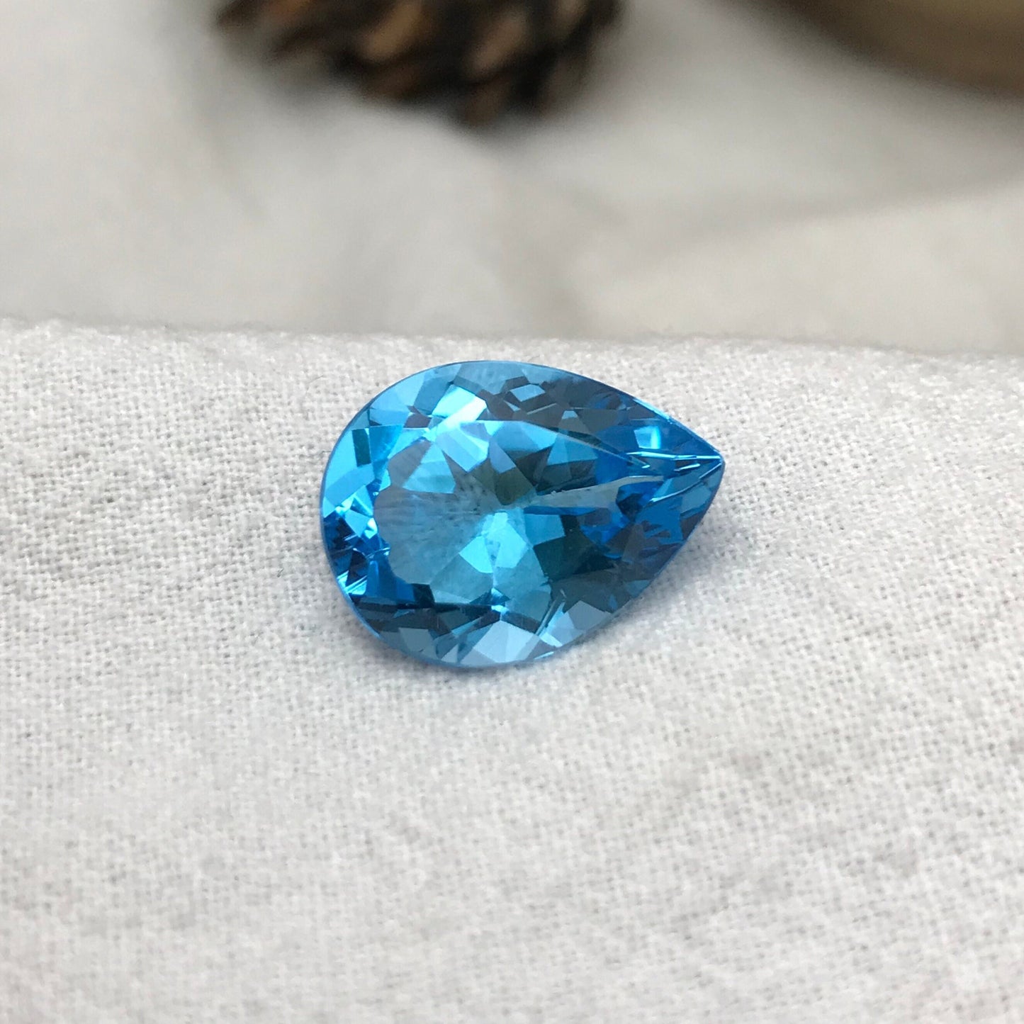 16x12mm Blue Topaz Pear Cut, 9.68 carat Loose Faceted Gem, Natural Topaz, US Seller