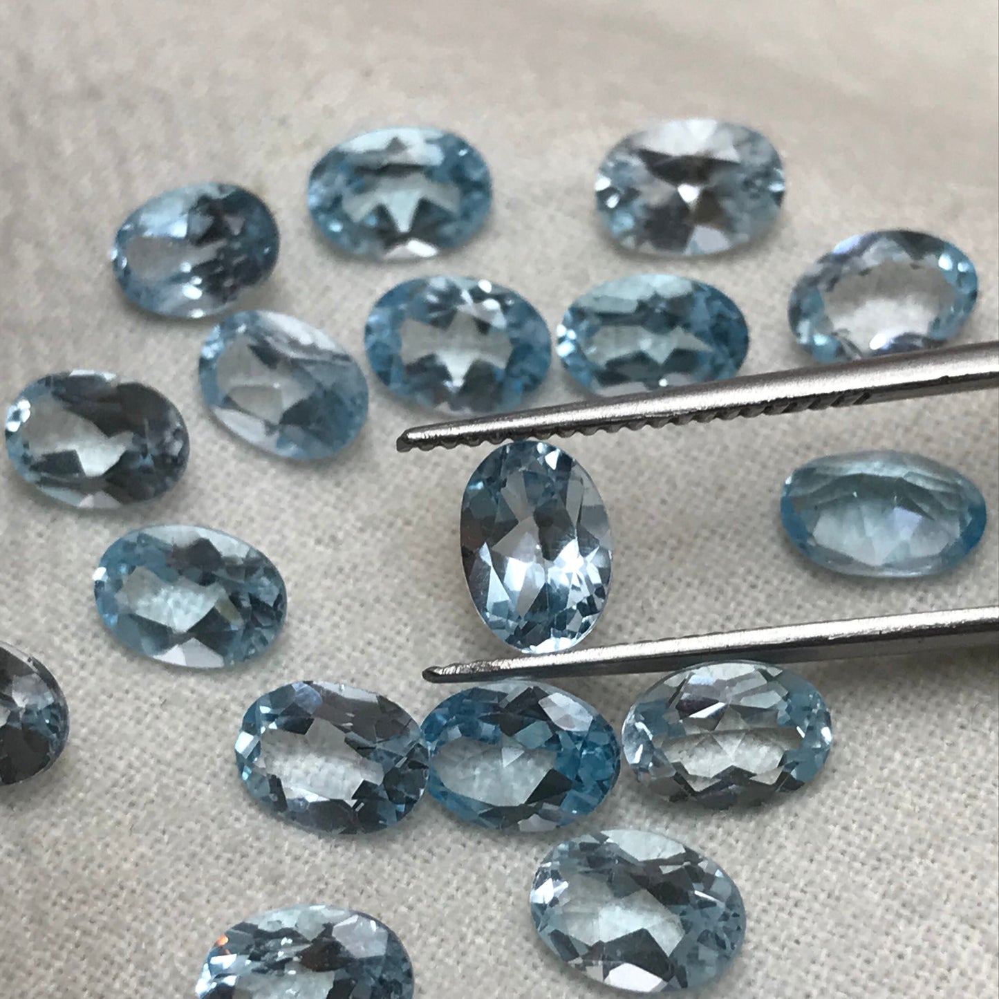 ONE- 7x5mm Sky Blue Topaz Oval Cut, Faceted Loose Unmounted Gemstone