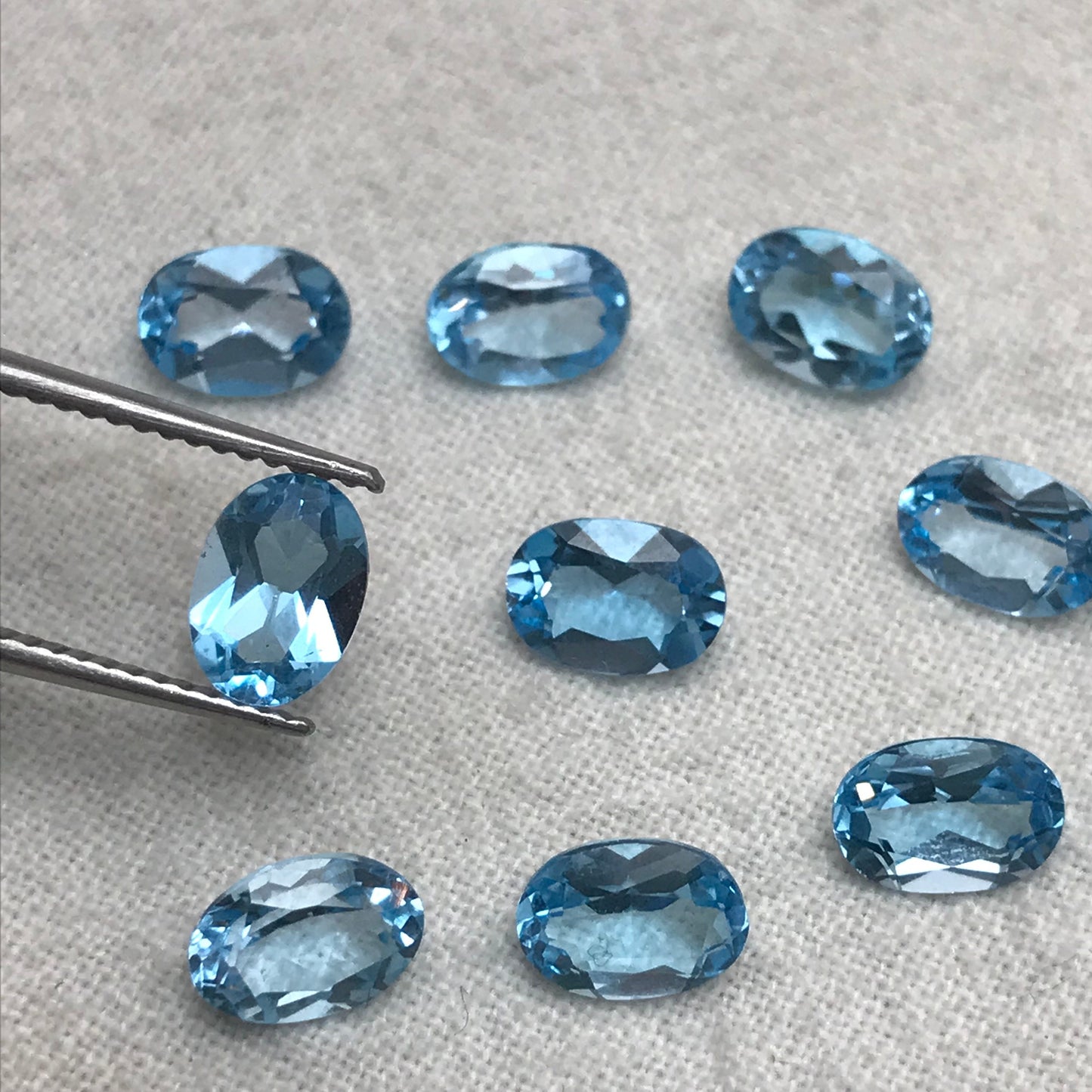 ONE- 7x5mm Blue Topaz Oval Cut, Faceted Loose Unmounted Gemstone