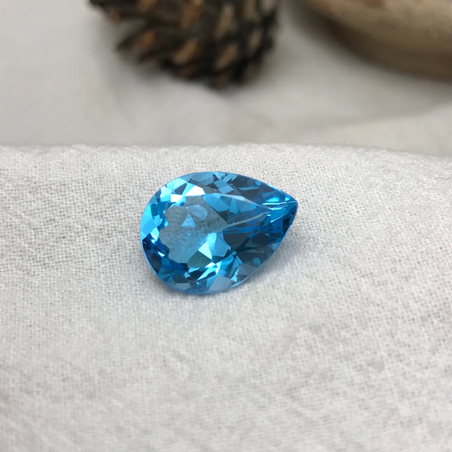 16x12mm Blue Topaz Pear Cut, 9.68 carat Loose Faceted Gem, Natural Topaz, US Seller