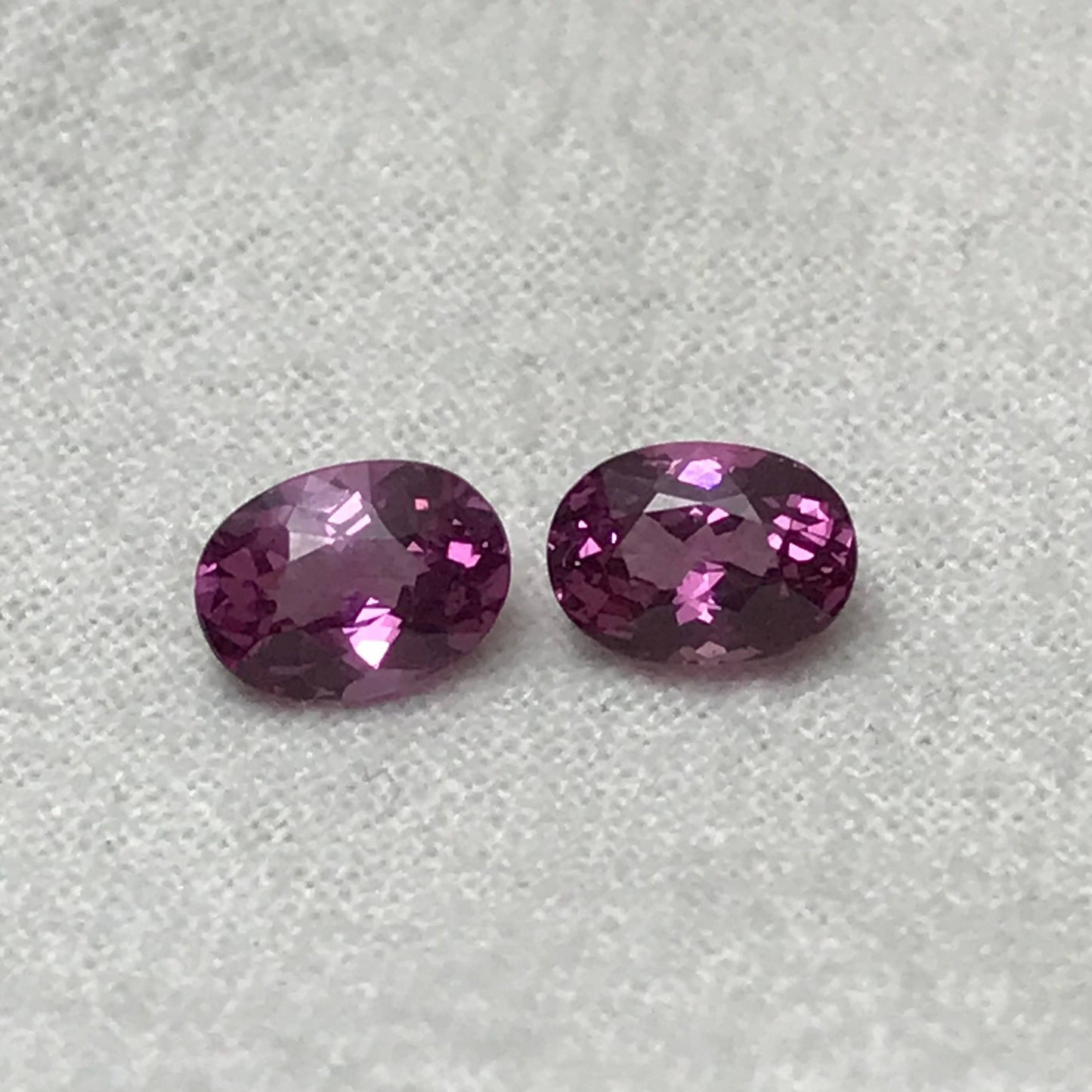 Pair Natural Pink Rhodolite Garnets 7x5mm Oval Gemstones, 1.05 Ct ea. Soft Purplish Pink Garnet, Faceted Loose Pair of Gems