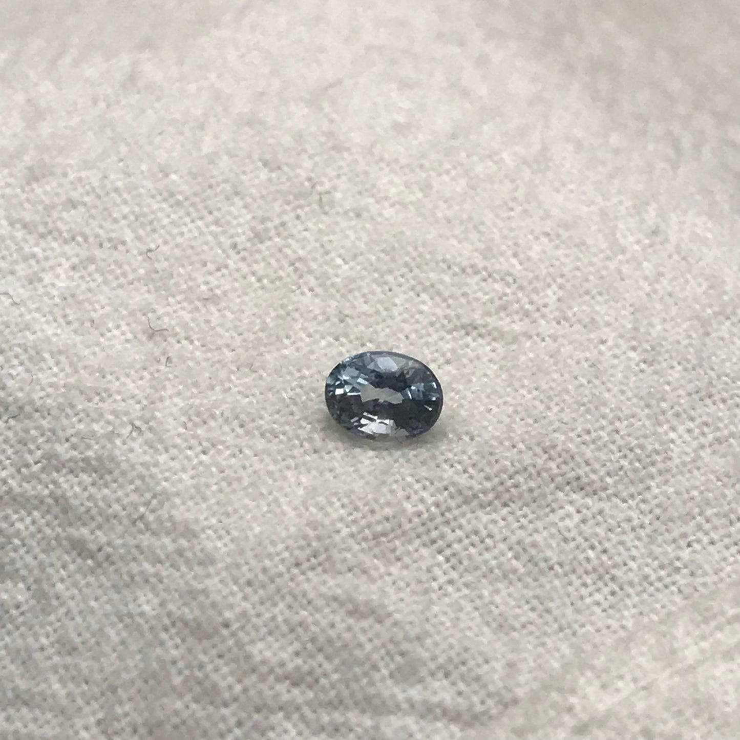 0.40 carat Natural Blue Sapphire 4.6x3.4mm Oval Cut, Heated, Faceted Loose Gemstone, Ice Sapphire, 4.5x3.5mm