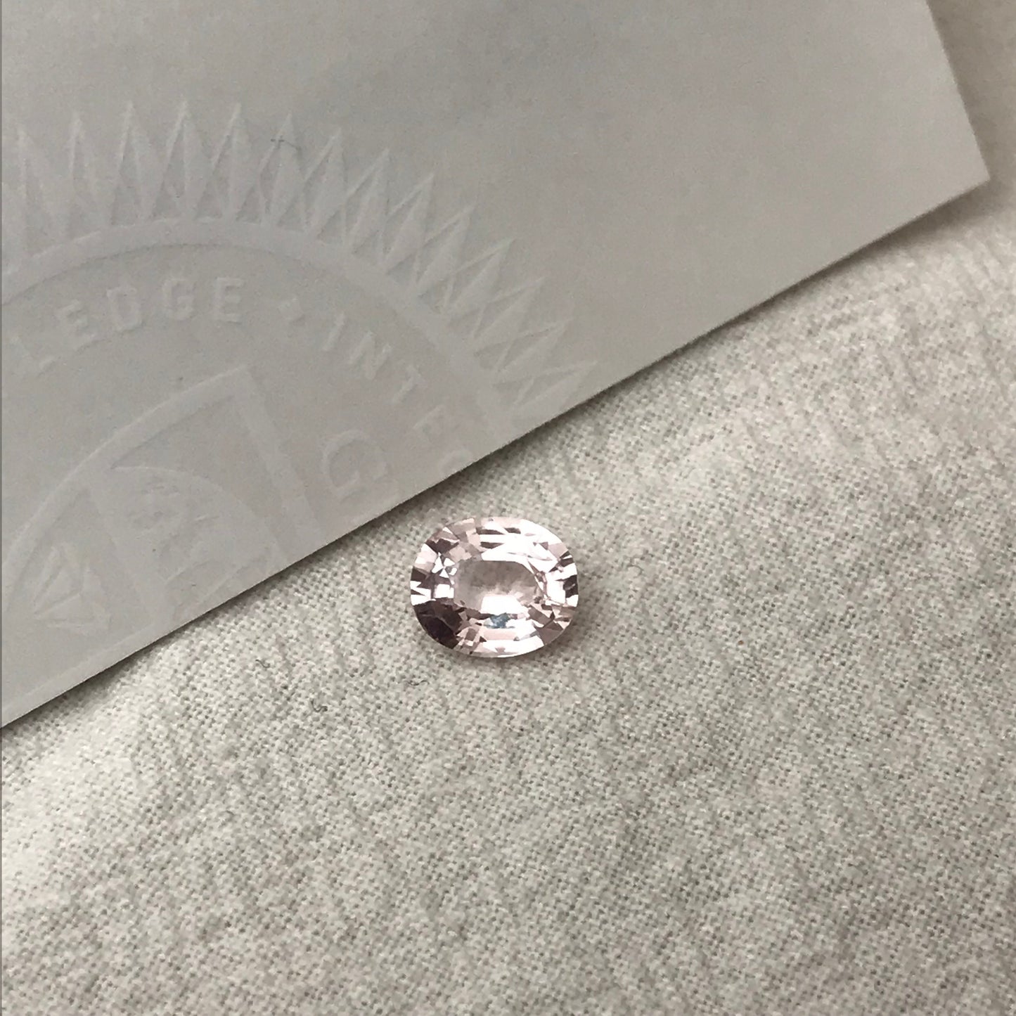 GIA Certified Natural 2 ct Pink Sapphire 8.4x7mm Oval Cut Faceted Loose Light Pink Unheated Sapphire