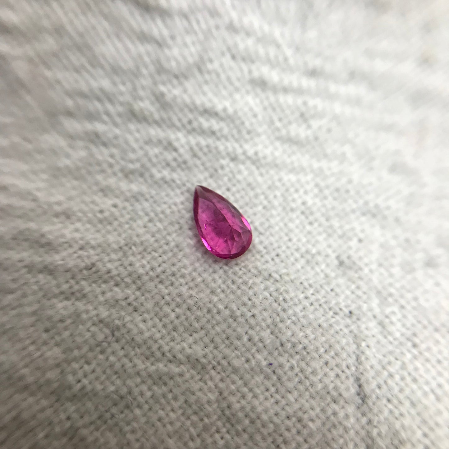 0.10 ct Red Beryl 4.4x2.6mm Pear Cut, Natural Utah Red Beryl, Faceted Bixbite, VS! Rare Gemstone 4.5x2.5mm
