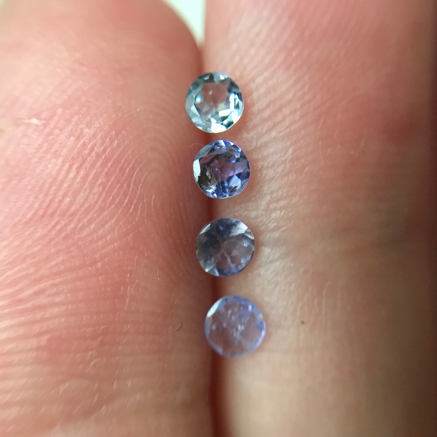 One 3mm Violet Tanzanite Approx. 0.10 carat Round Cut, Faceted Loose Gemstone, Natural Tanzanite, Zoisite