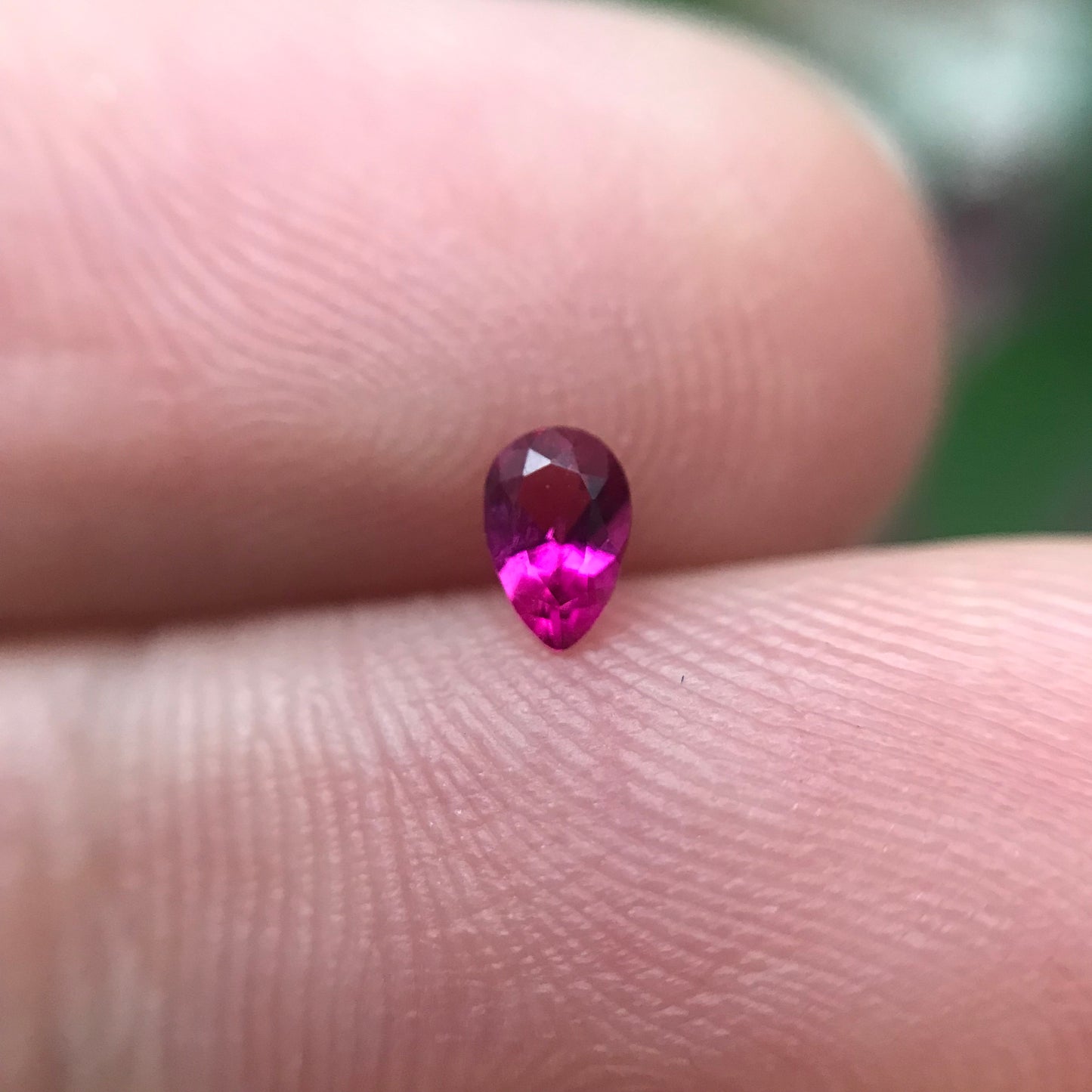 0.11 ct Red Beryl 4x2.6mm Pear Cut, Natural Utah Red Beryl, Faceted Bixbite, VS! Rare Gemstone