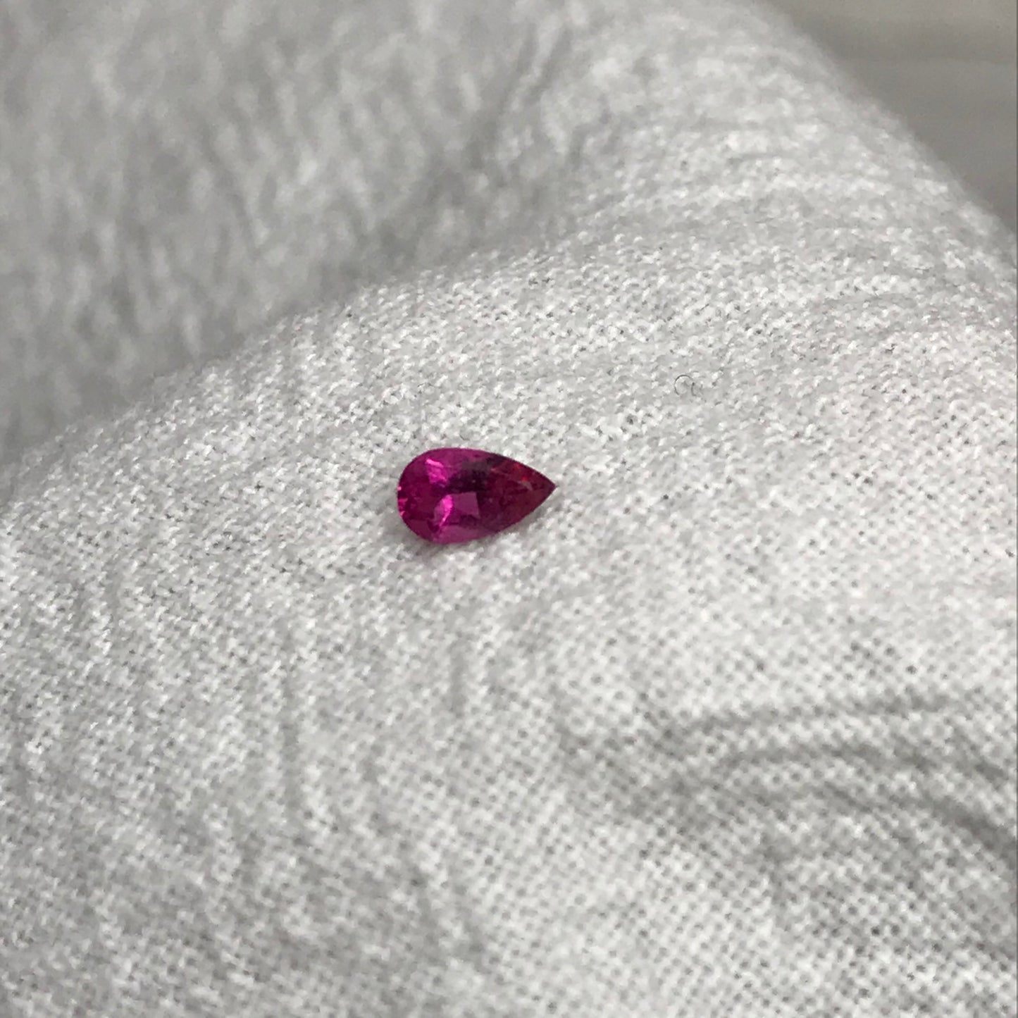0.10 ct Red Beryl 4.4x2.6mm Pear Cut, Natural Utah Red Beryl, Faceted Bixbite, VS! Rare Gemstone 4.5x2.5mm