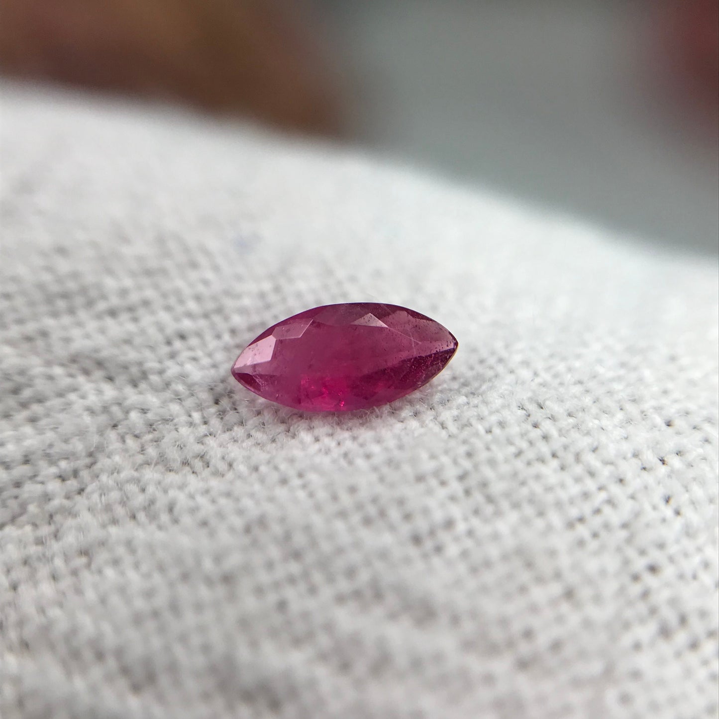 0.11 Carat Utah Red Beryl 5.1x2.45mm Marquise Cut, Faceted Loose Bixbite