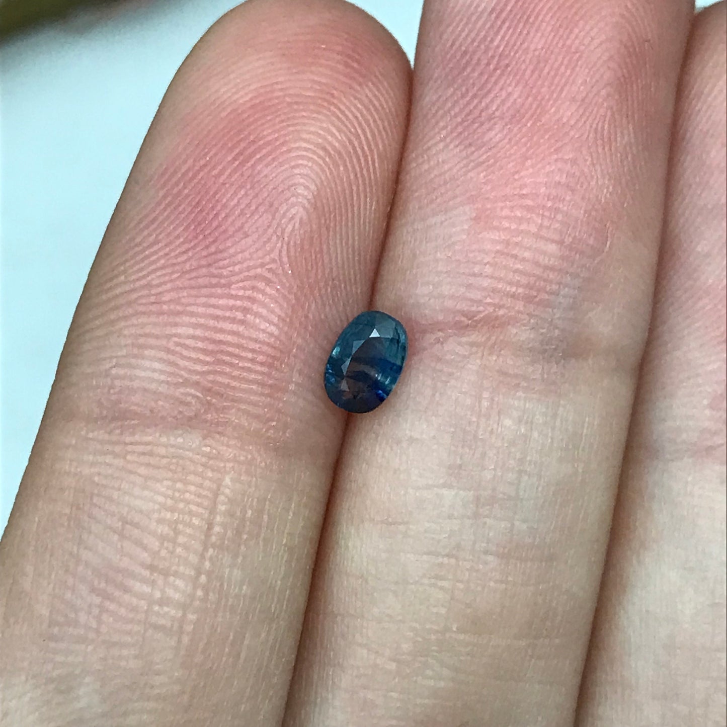 0.50 carat Blue Sapphire 5.3x3.7mm Oval Cut, Faceted Loose Natural Parti Sapphire