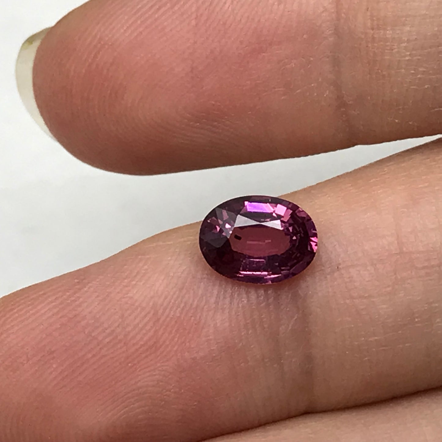 1.44 carat Pinkish Purple Rhodolite Garnet 8.14x6.03mm Oval Cut, Faceted Loose Natural Garnet