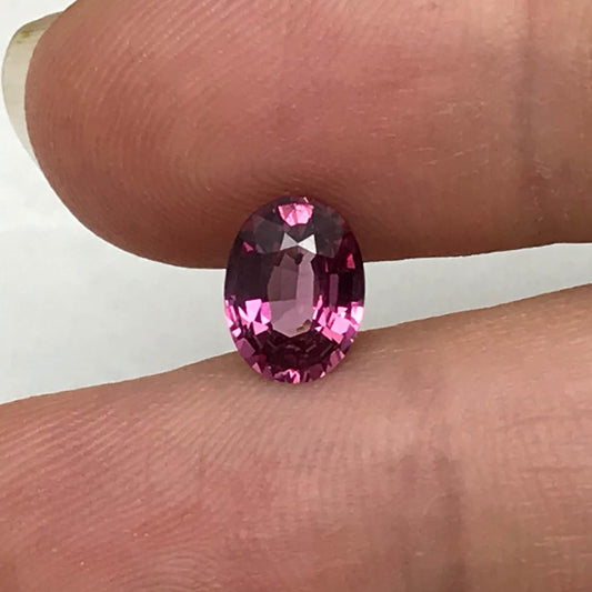 1.44 carat Pinkish Purple Rhodolite Garnet 8.14x6.03mm Oval Cut, Faceted Loose Natural Garnet