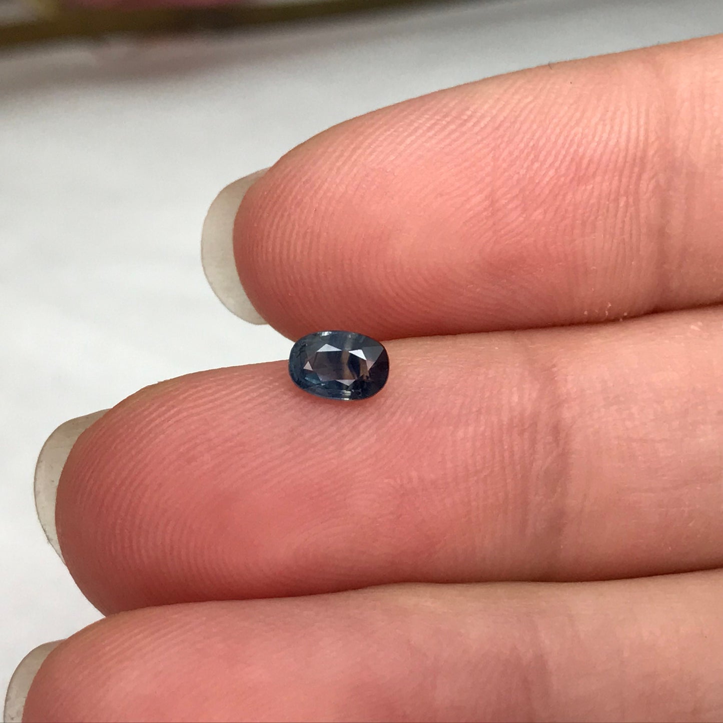 0.50 carat Blue Sapphire 5.3x3.7mm Oval Cut, Faceted Loose Natural Parti Sapphire