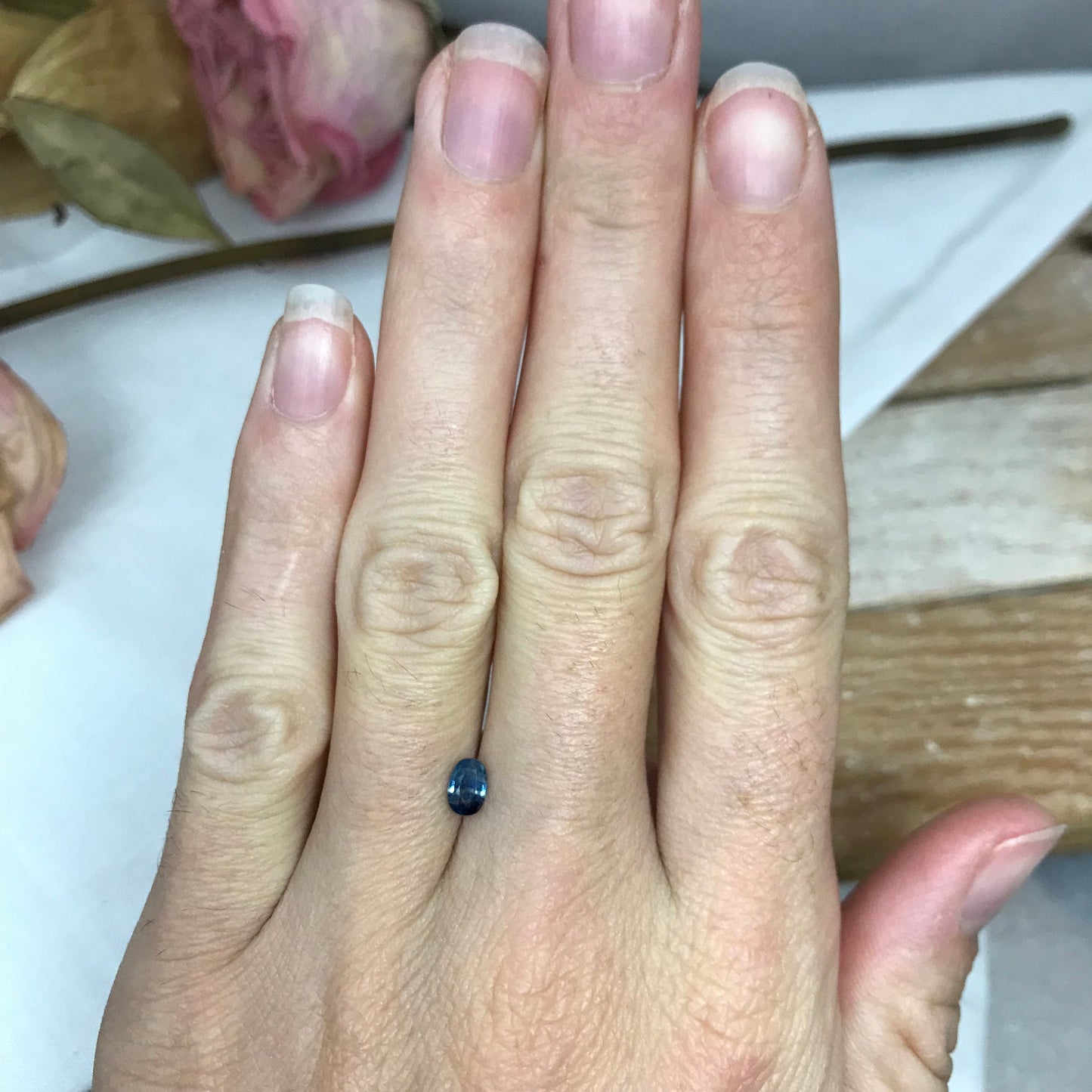 0.50 carat Blue Sapphire 5.3x3.7mm Oval Cut, Faceted Loose Natural Parti Sapphire