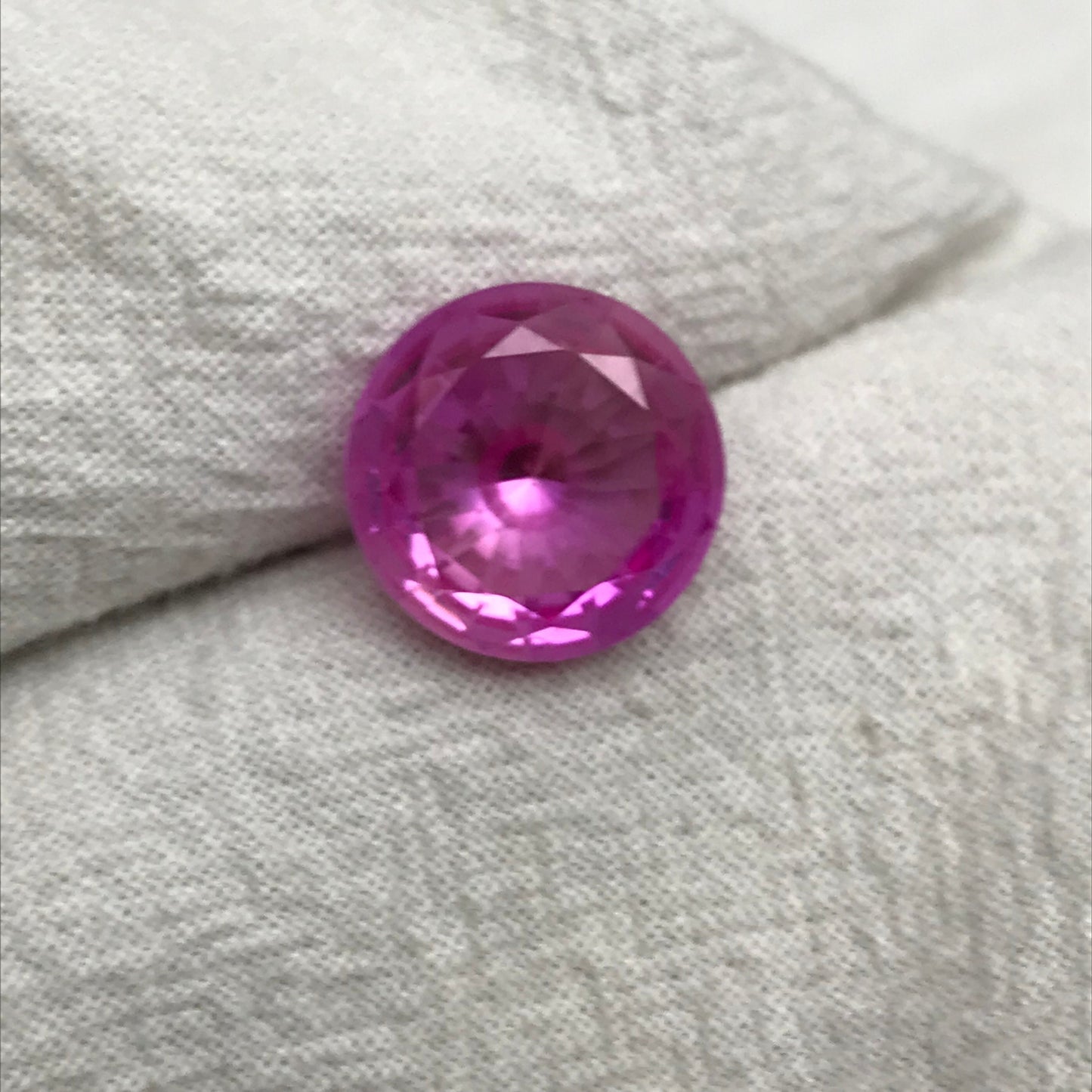 11 Carat Pink Lab Created Sapphire 13.7mm Round Cut, Loose Faceted Gemstone